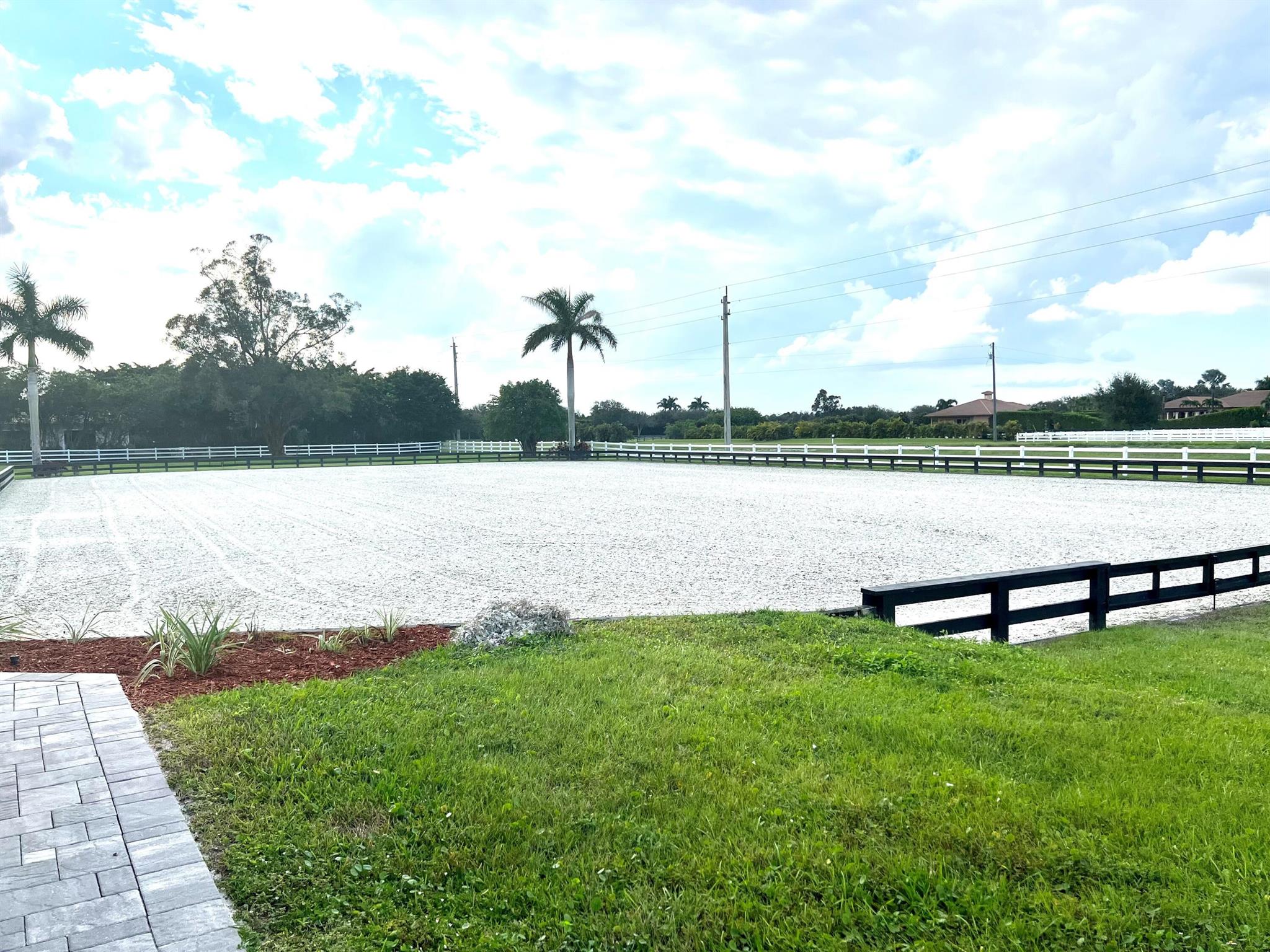 PALM BEACH POINT - Residential