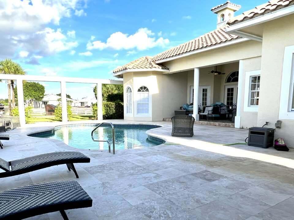 PALM BEACH POINT - Residential