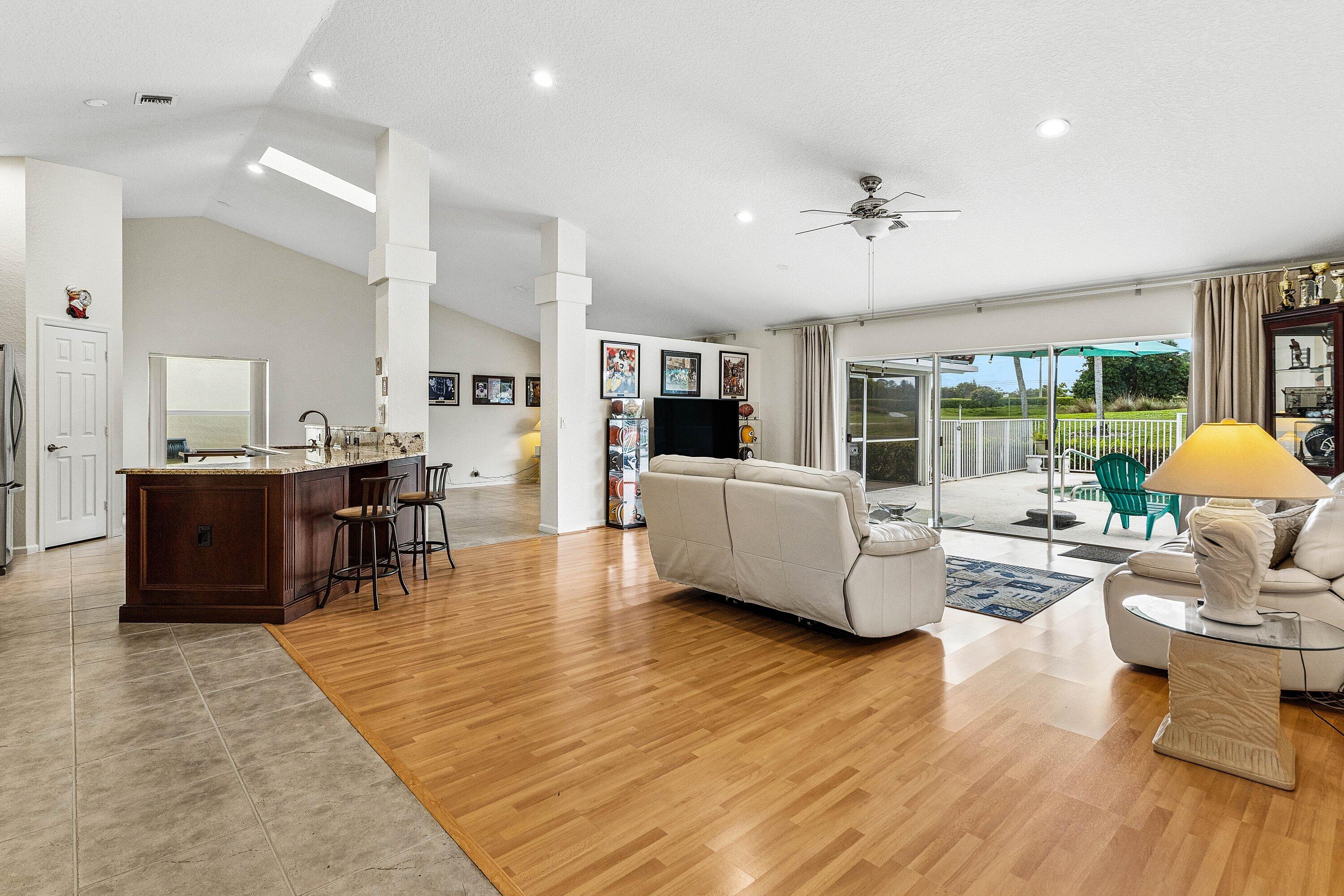 WINSTON TRAILS PAR 5 - Residential