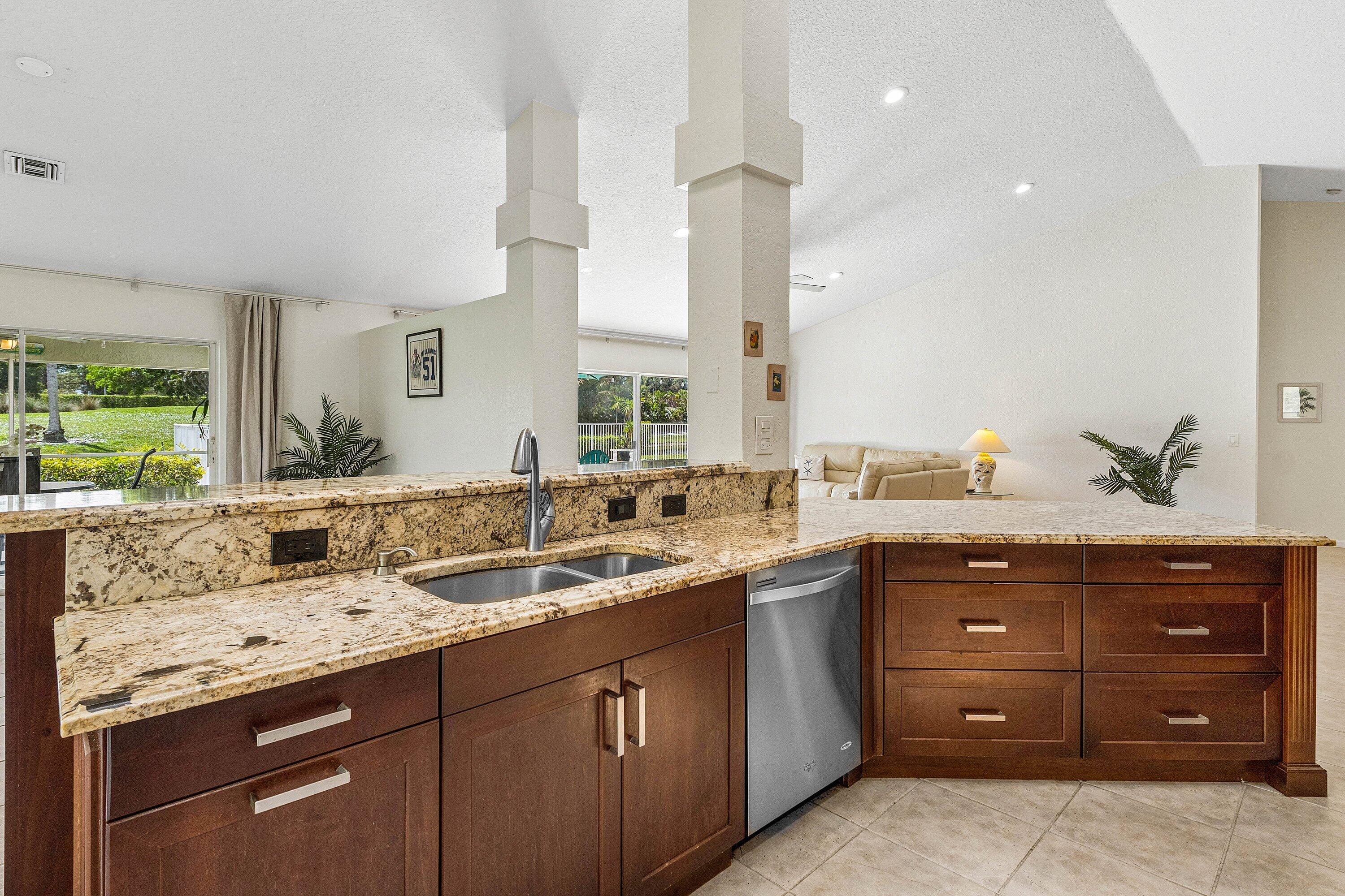 WINSTON TRAILS PAR 5 - Residential