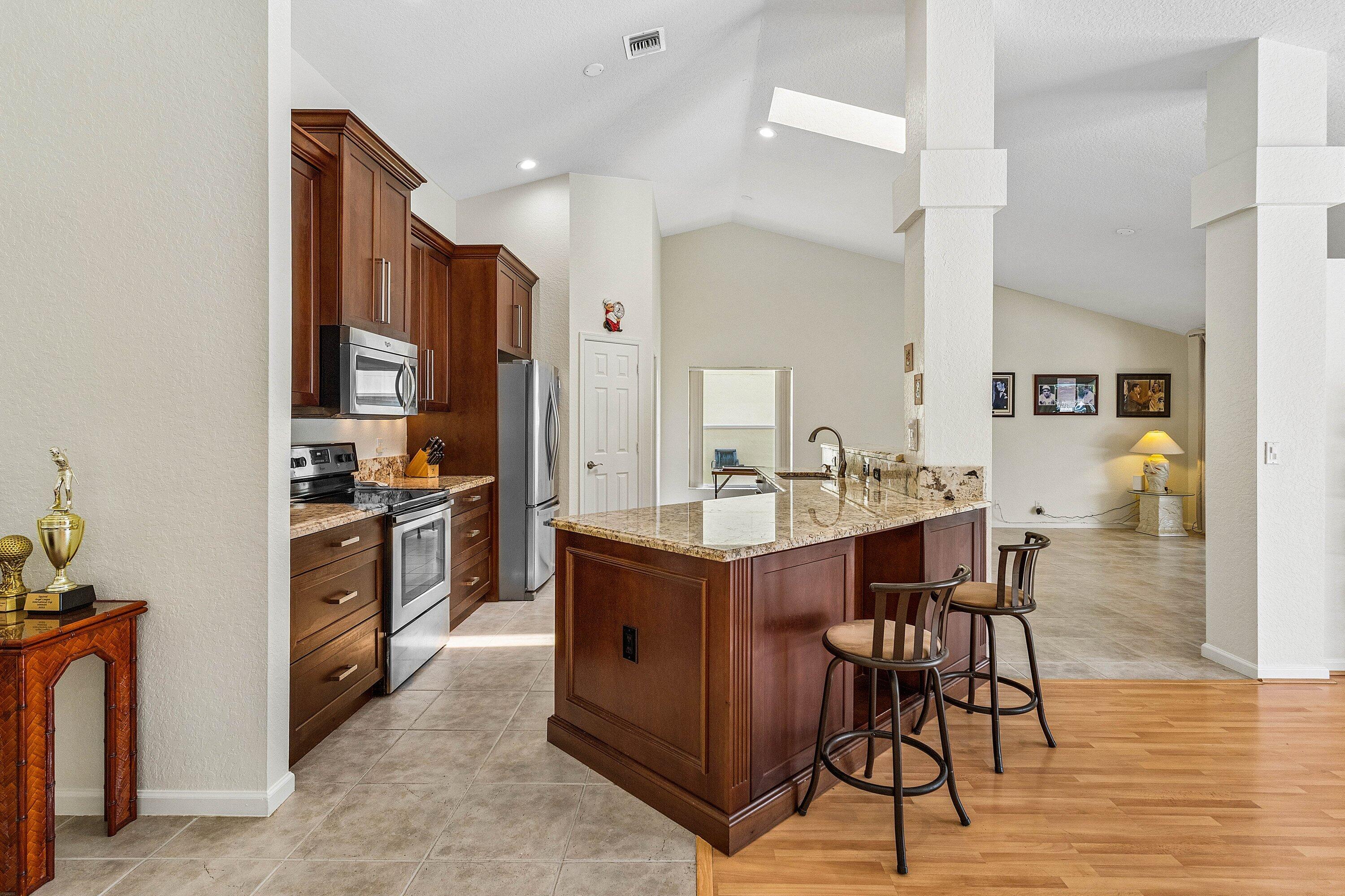 WINSTON TRAILS PAR 5 - Residential