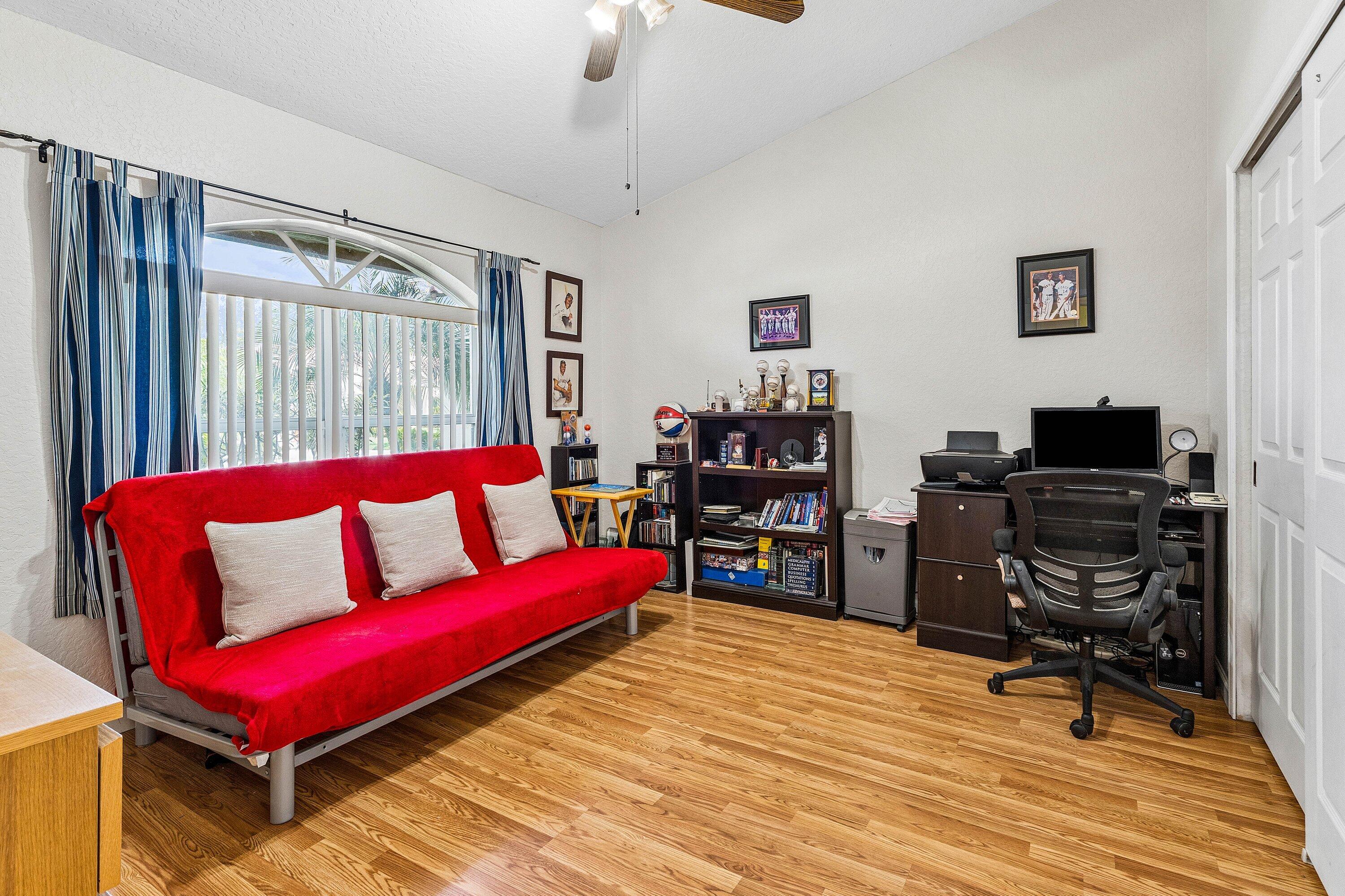 WINSTON TRAILS PAR 5 - Residential