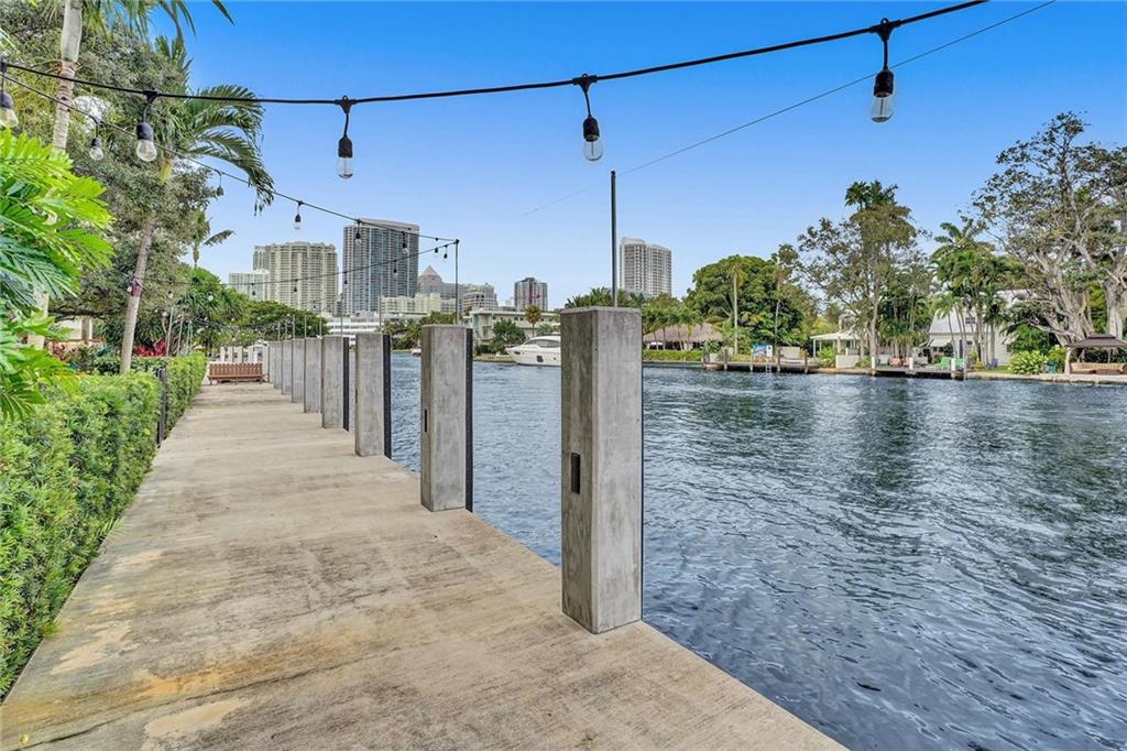 Rio Vista C J Hectors Res - Residential