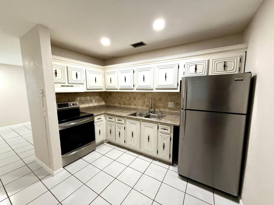 2 Bed, 1 Bath Apartment in Lake Park. Conveniently located next to Northlake Blvd with Publix, Target, Costco, Chick-fil-A, Lowe's, Home Depot, and much more within a couple of blocks. 2.2 miles away from Interstate I-95. Quick approval process. First and Security deposit ONLY !! Ready to move in! NO PETS
