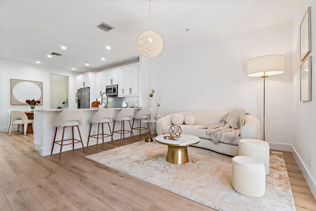 Photo of 113 W Indian Crossing Circle, Jupiter, FL 33458 (MLS # R11117706)