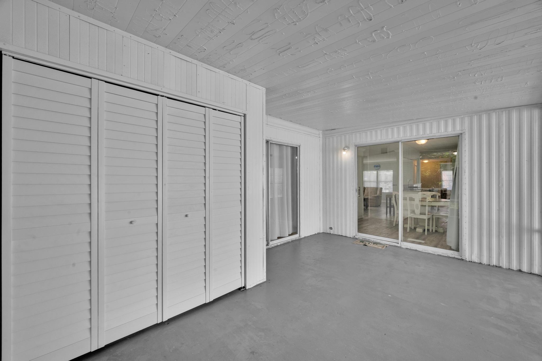 Spanish Lakes Riverfront - Residential