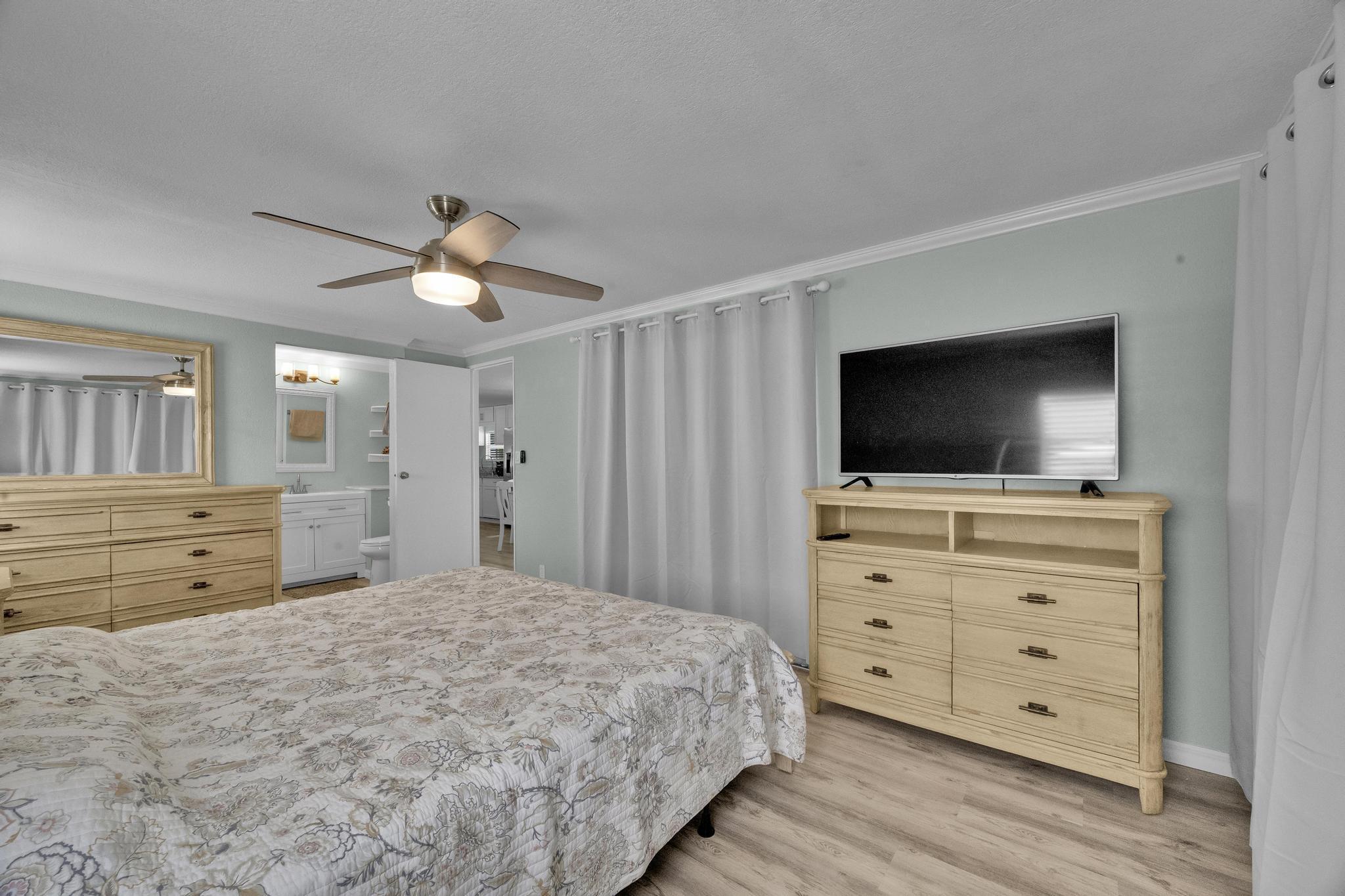 Spanish Lakes Riverfront - Residential