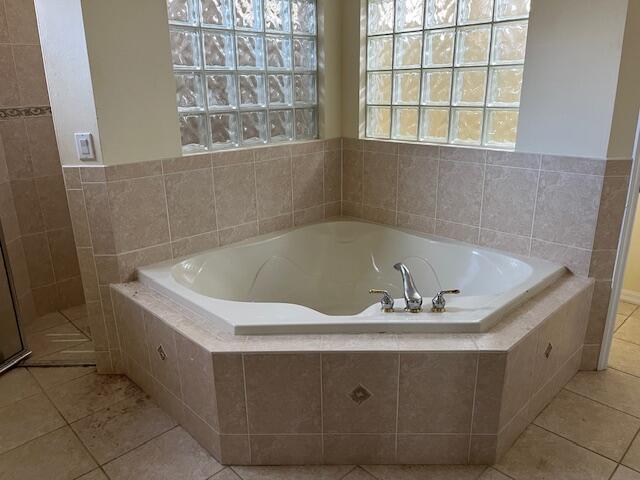 1599 Newhaven Point Lane