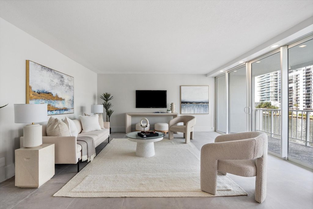 Photo of 2800 E Sunrise Boulevard #4c, Fort Lauderdale, FL 33304 (MLS # B26039163)