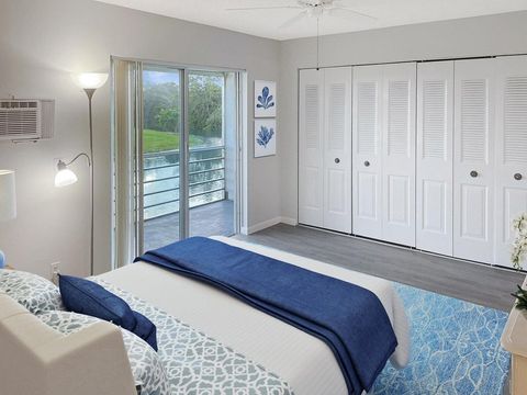 94 Northampton E West Palm Beach FL 33417