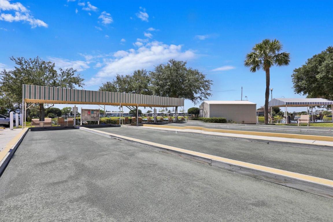 NORTHAMPTON CONDOS - Residential Lease