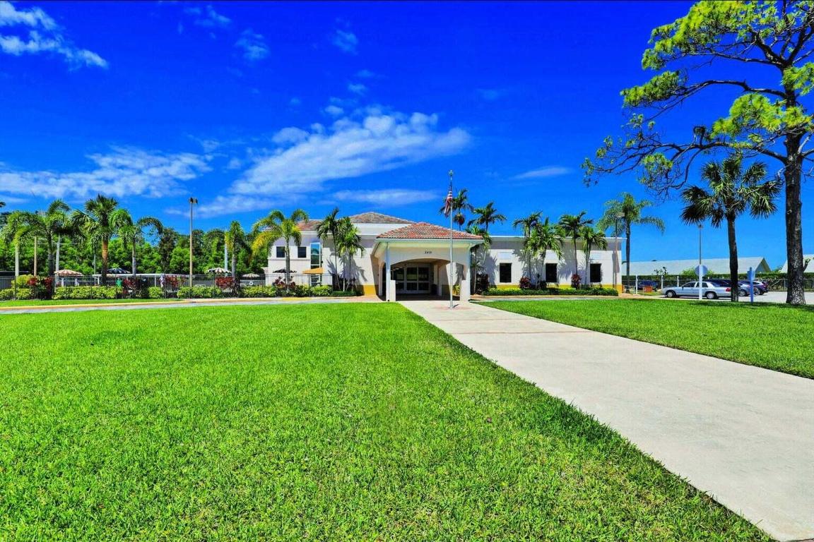 NORTHAMPTON CONDOS - Residential Lease