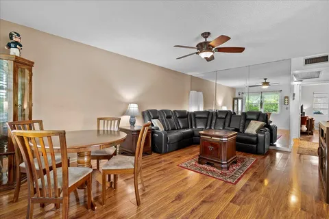 410 Sheffield Q, West Palm Beach, FL 33417 - MLS#: R11074969