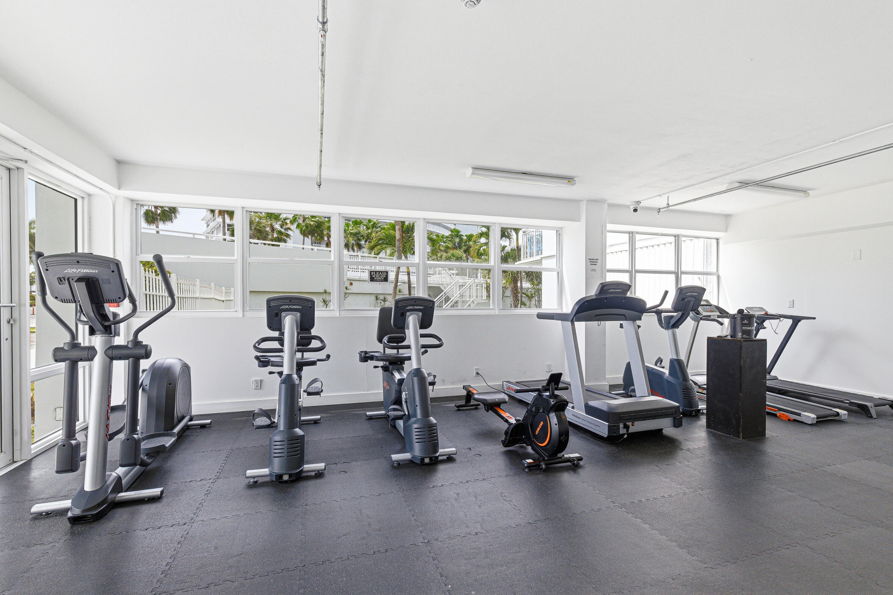 Atlantic Towers - Residential