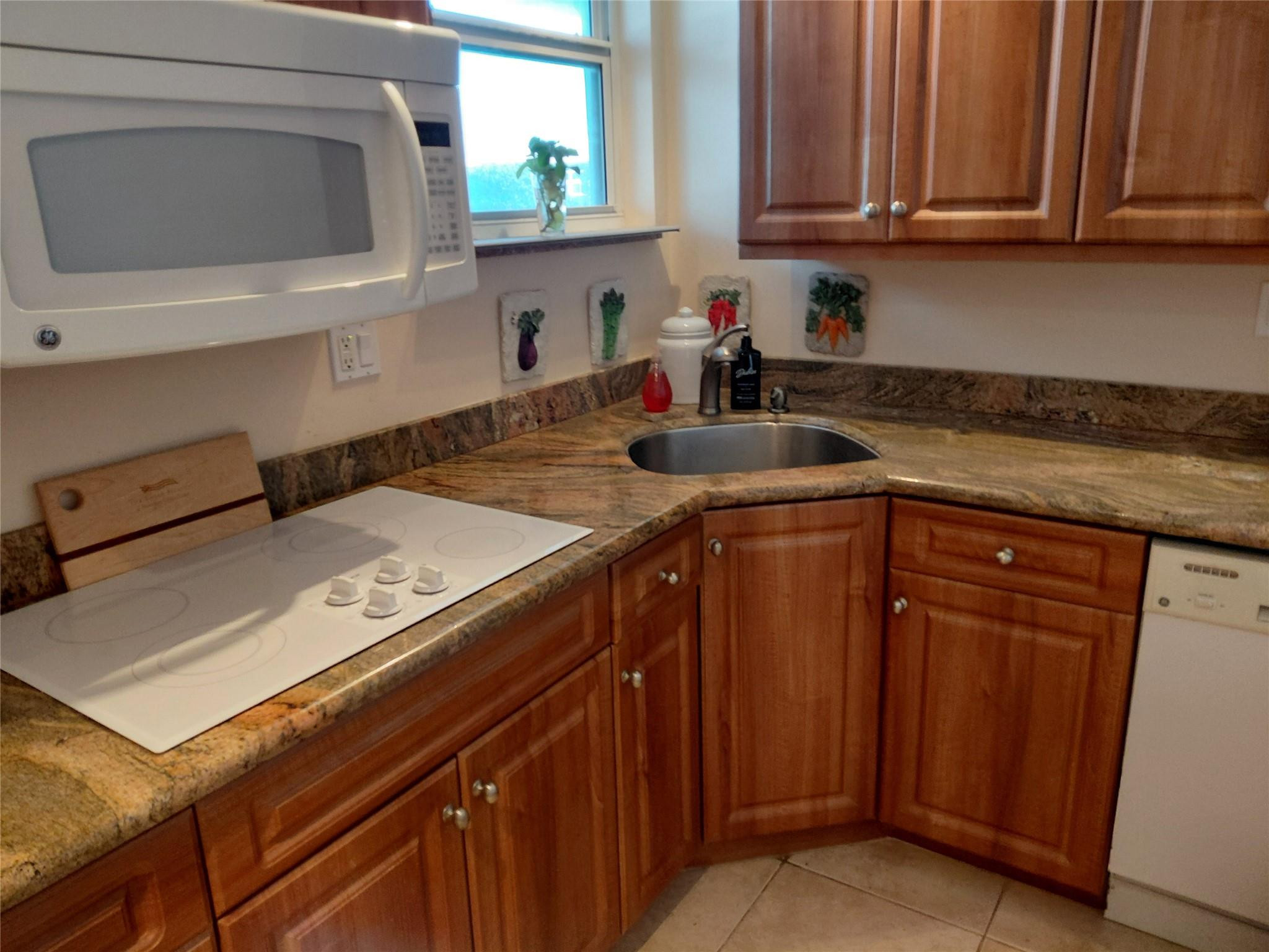 Atlantic Towers - Residential