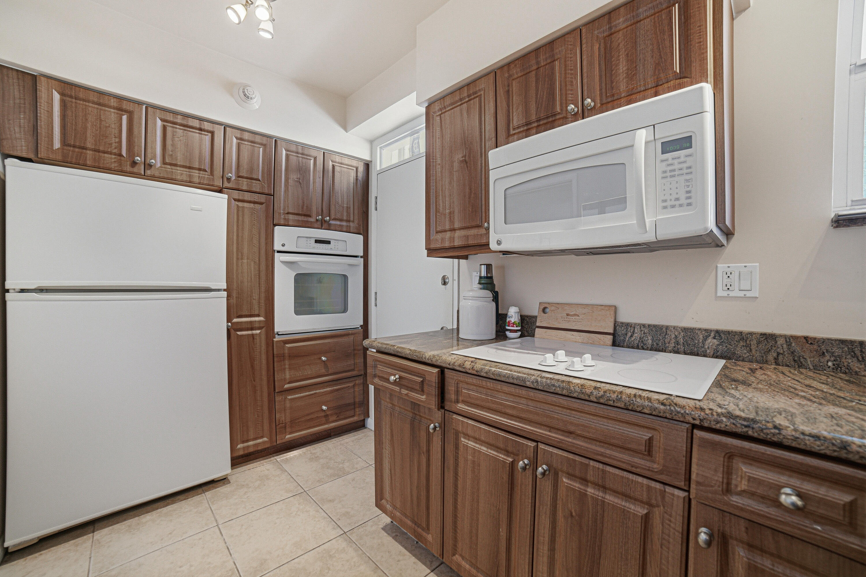 Atlantic Towers - Residential