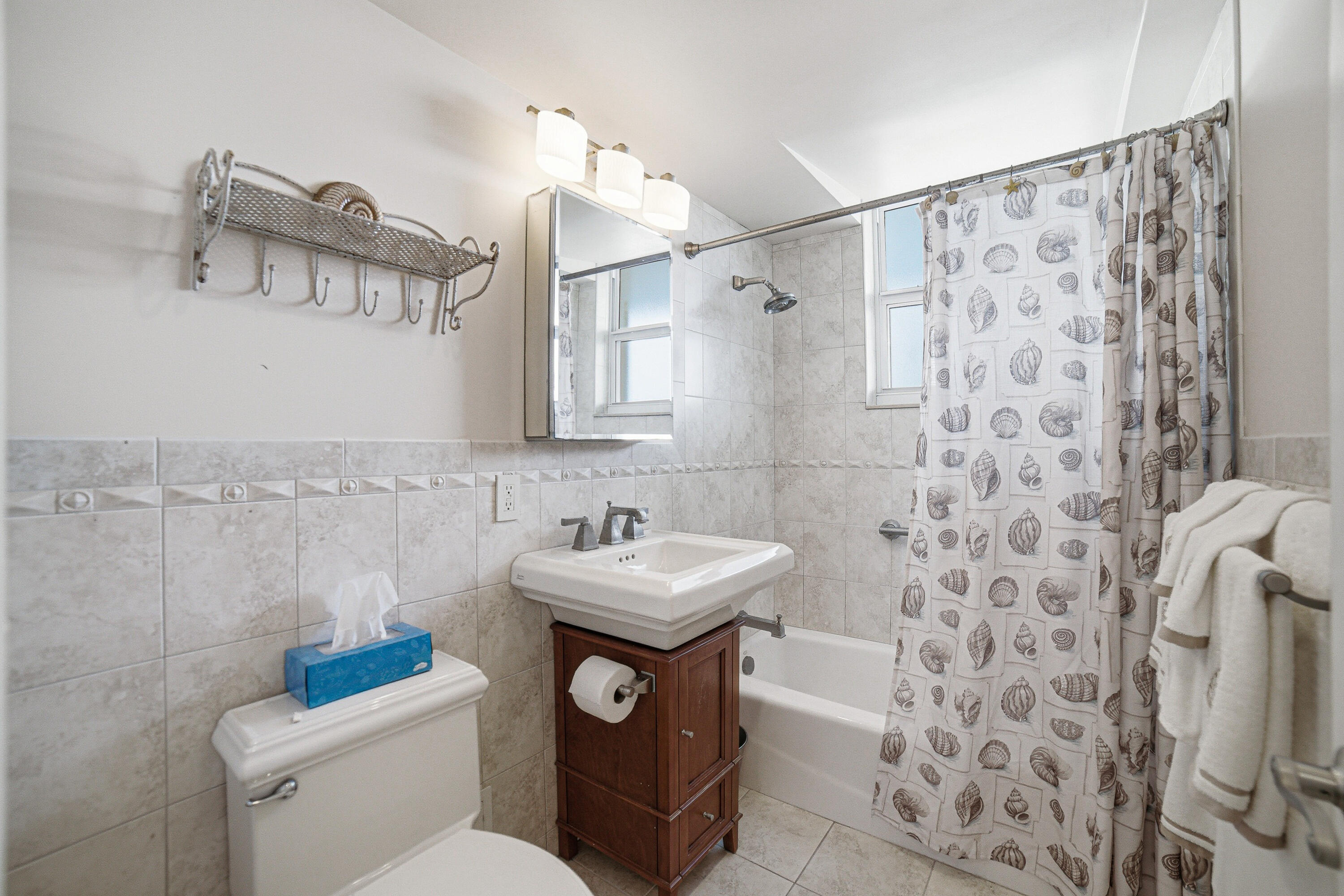 Atlantic Towers - Residential