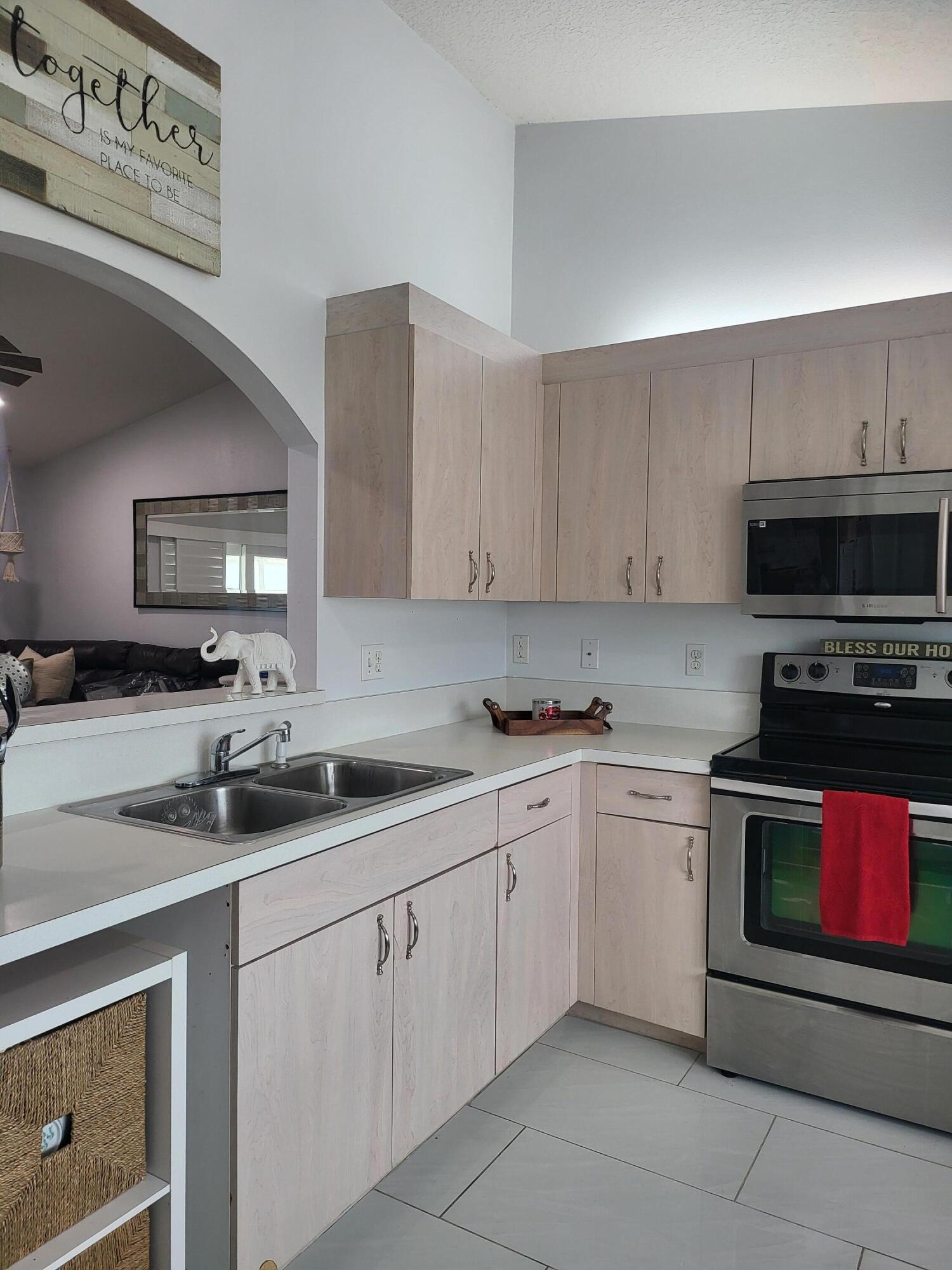 PORT ST LUCIE SECTION 18 - Residential