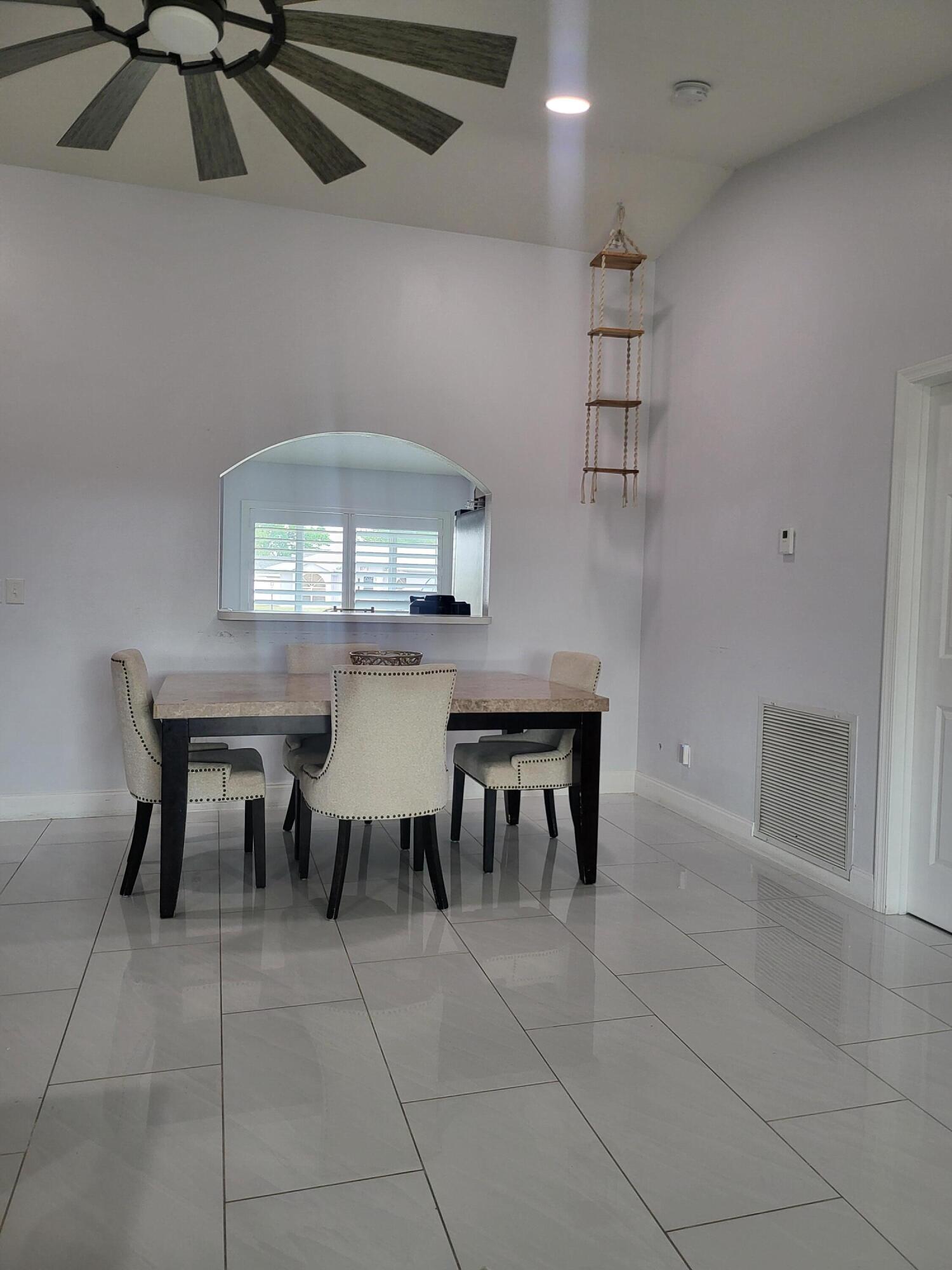 PORT ST LUCIE SECTION 18 - Residential