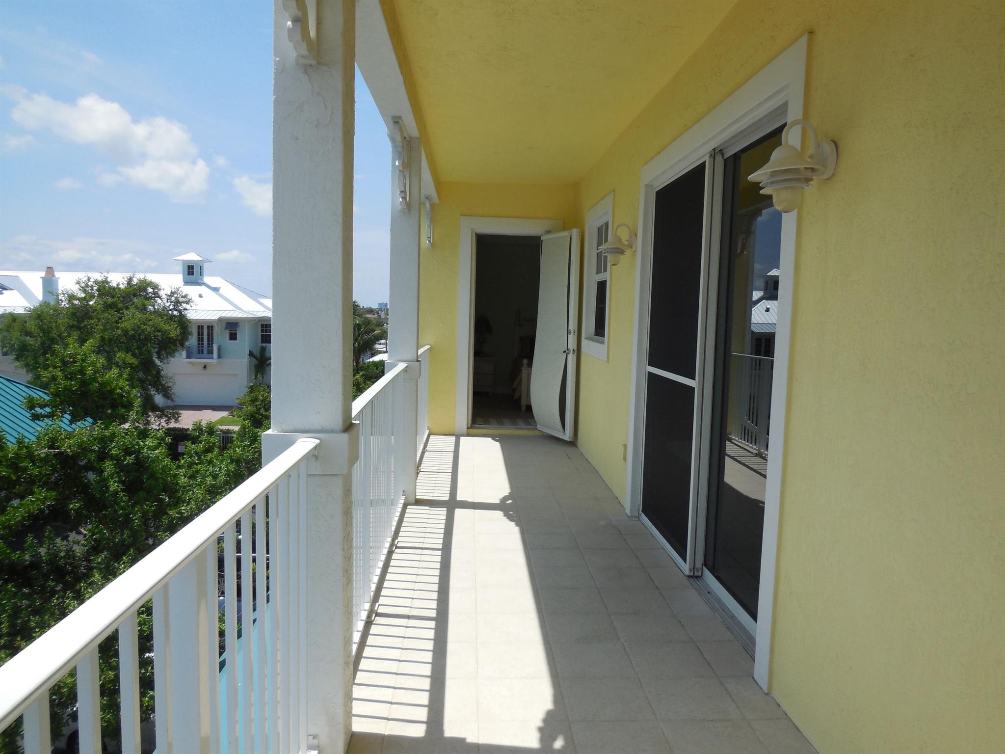 JUNO OCEAN KEY CONDO - Residential Lease