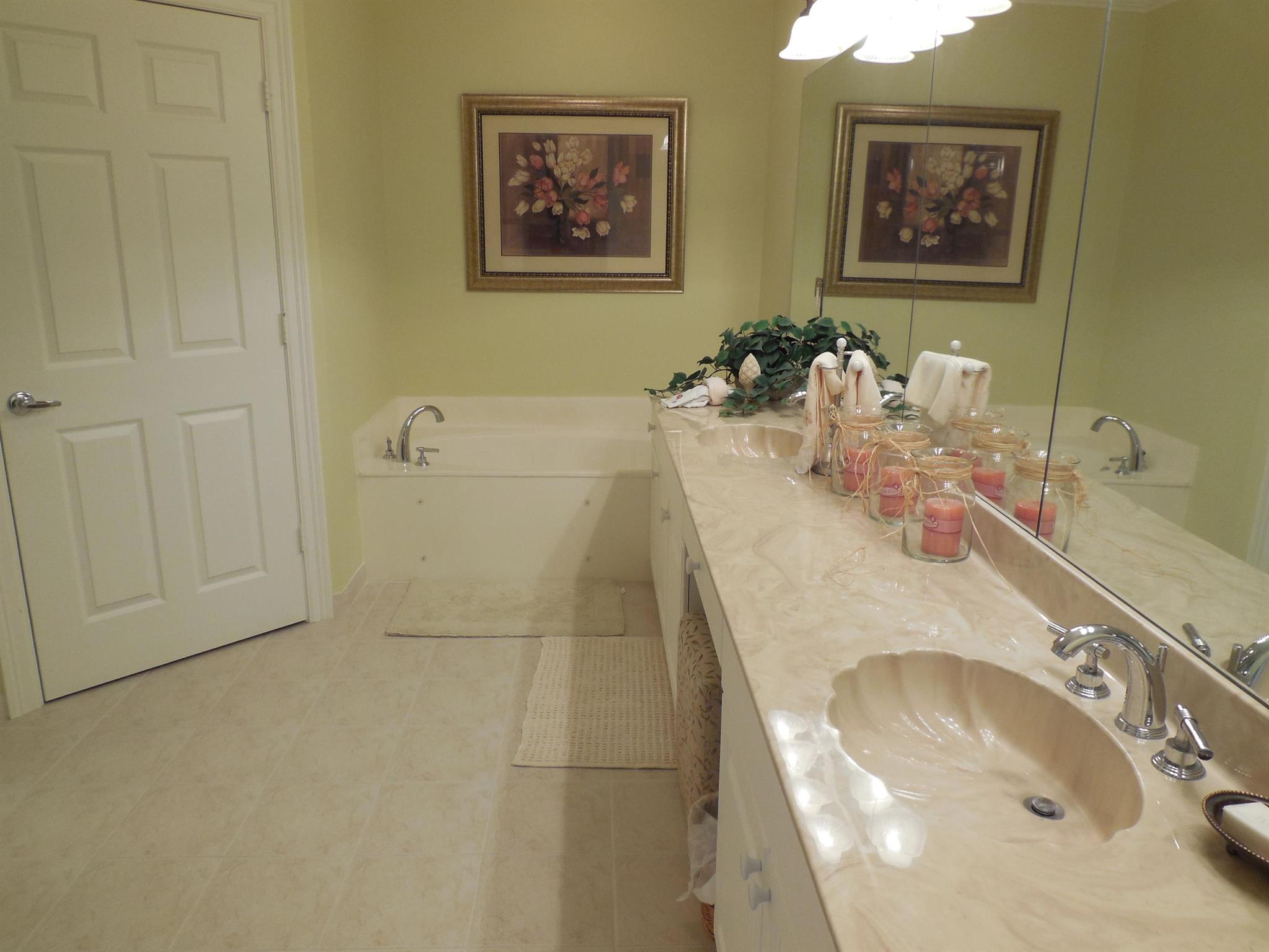 JUNO OCEAN KEY CONDO - Residential Lease