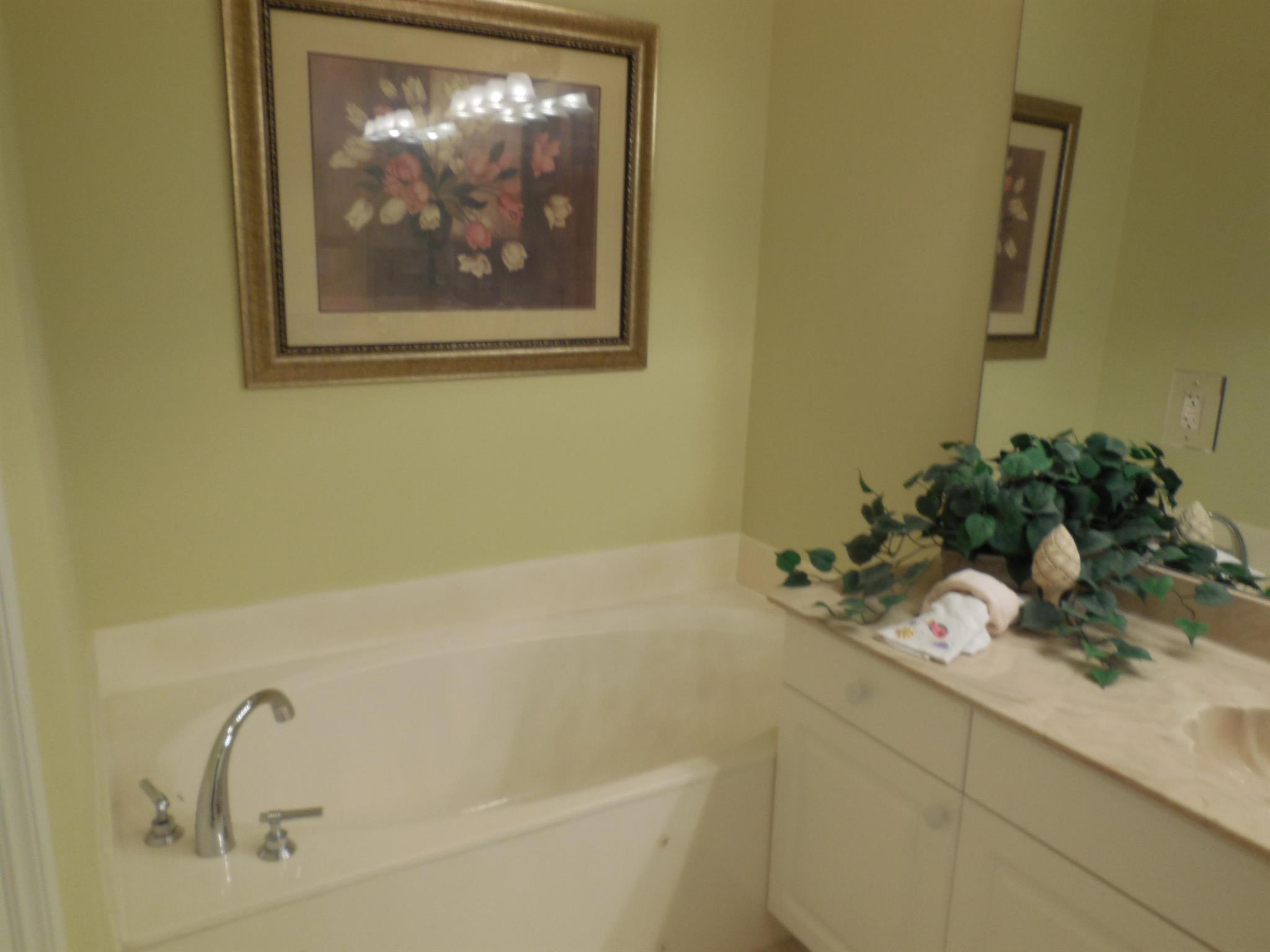 JUNO OCEAN KEY CONDO - Residential Lease