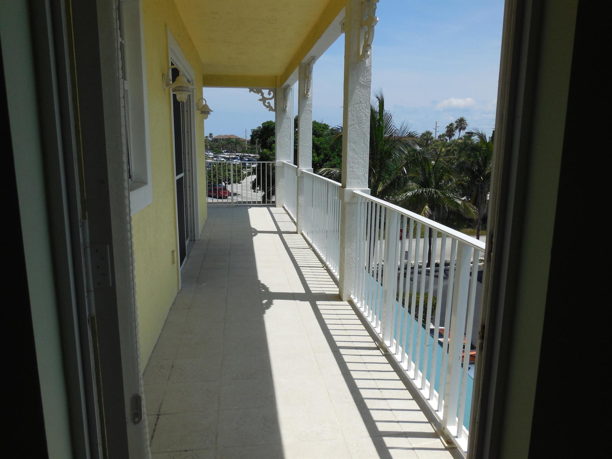 JUNO OCEAN KEY CONDO - Residential Lease