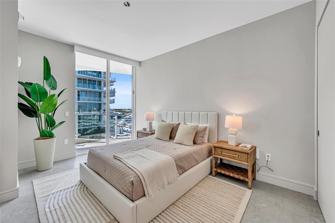 Pier sixty six - Residential