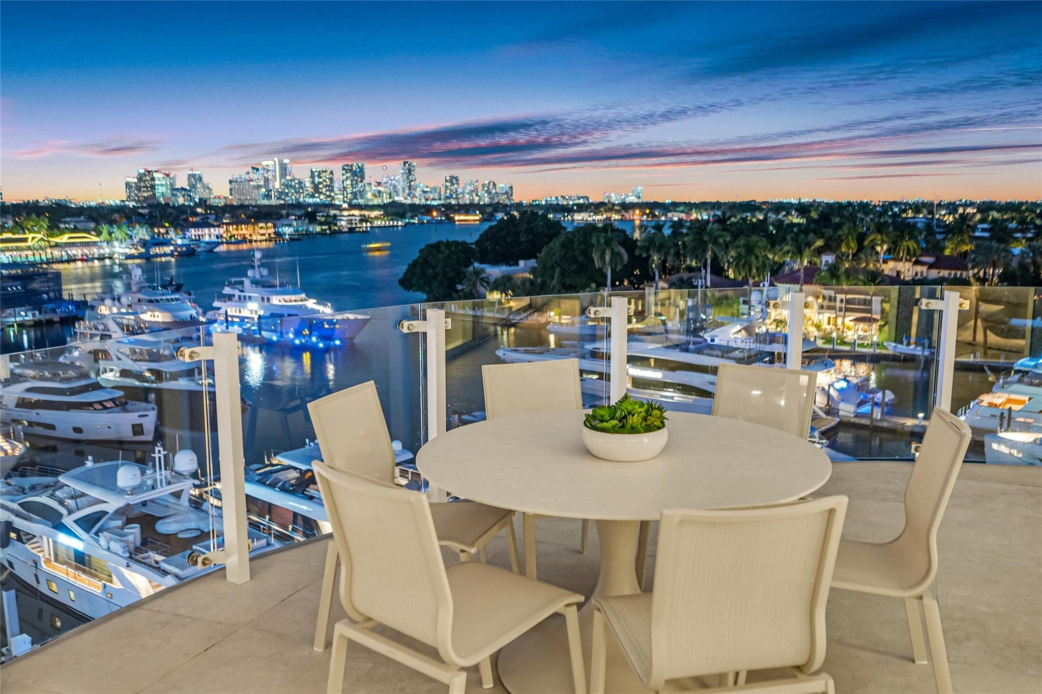 Pier sixty six - Residential