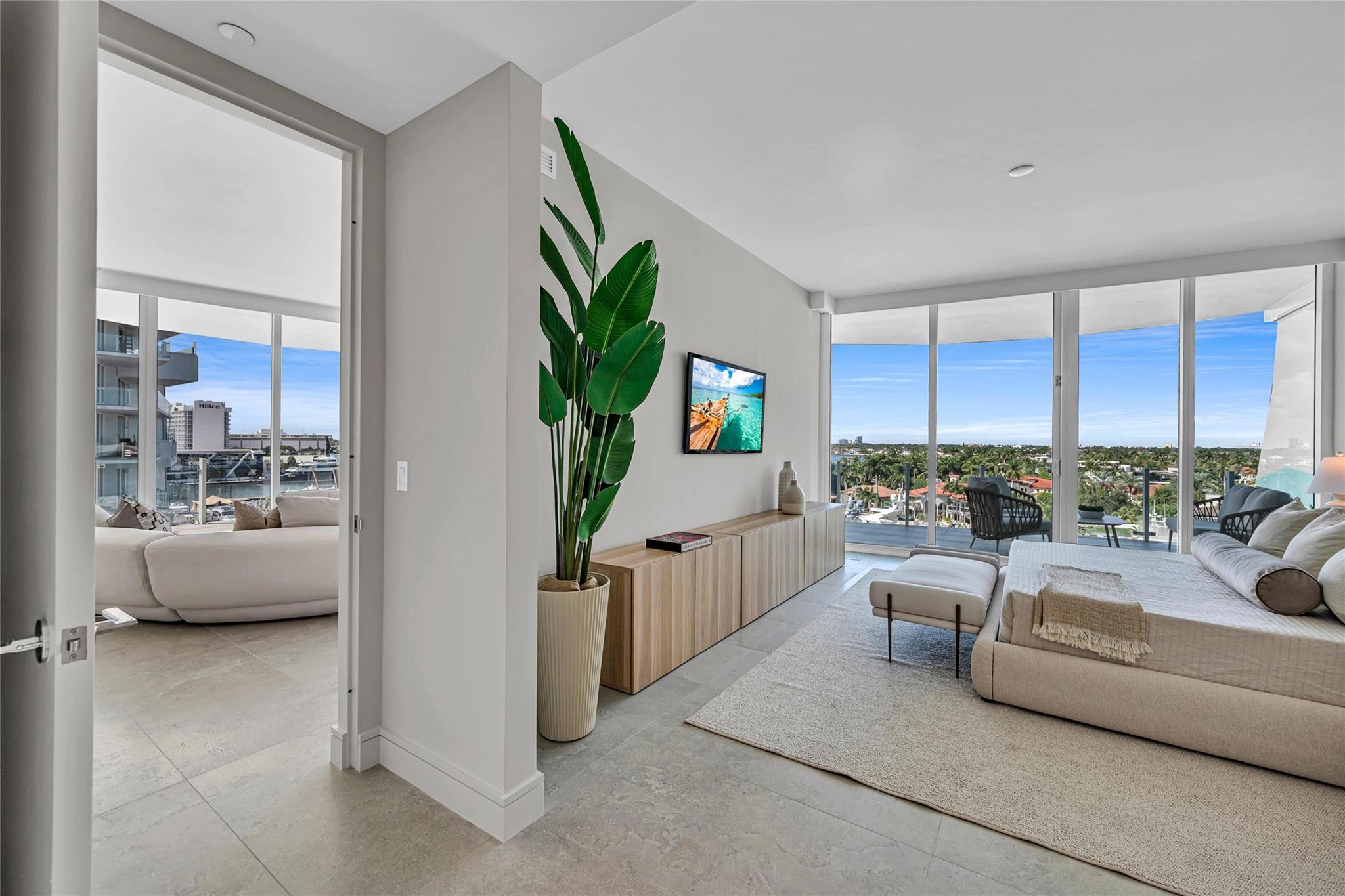 Pier sixty six - Residential