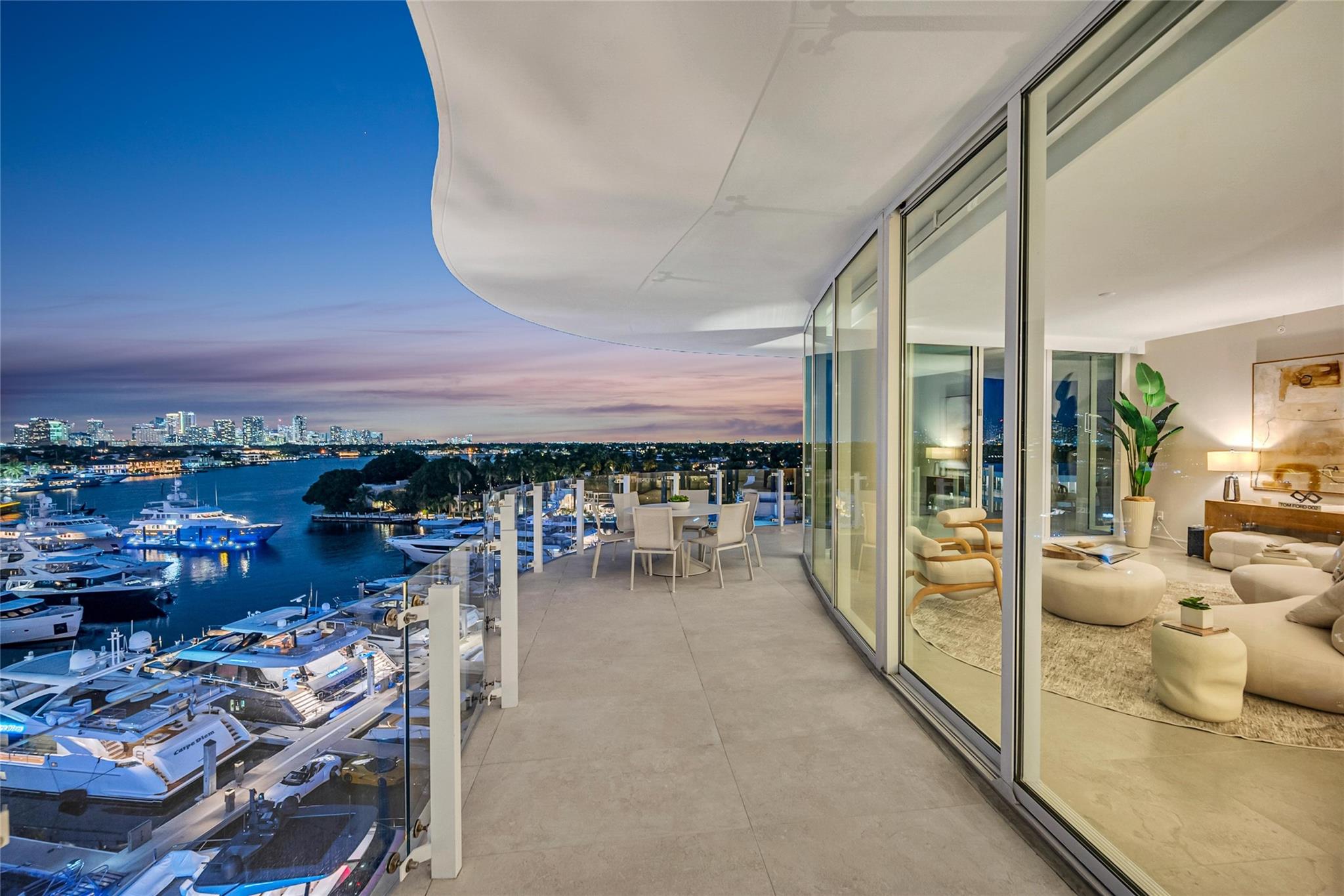 Pier sixty six - Residential