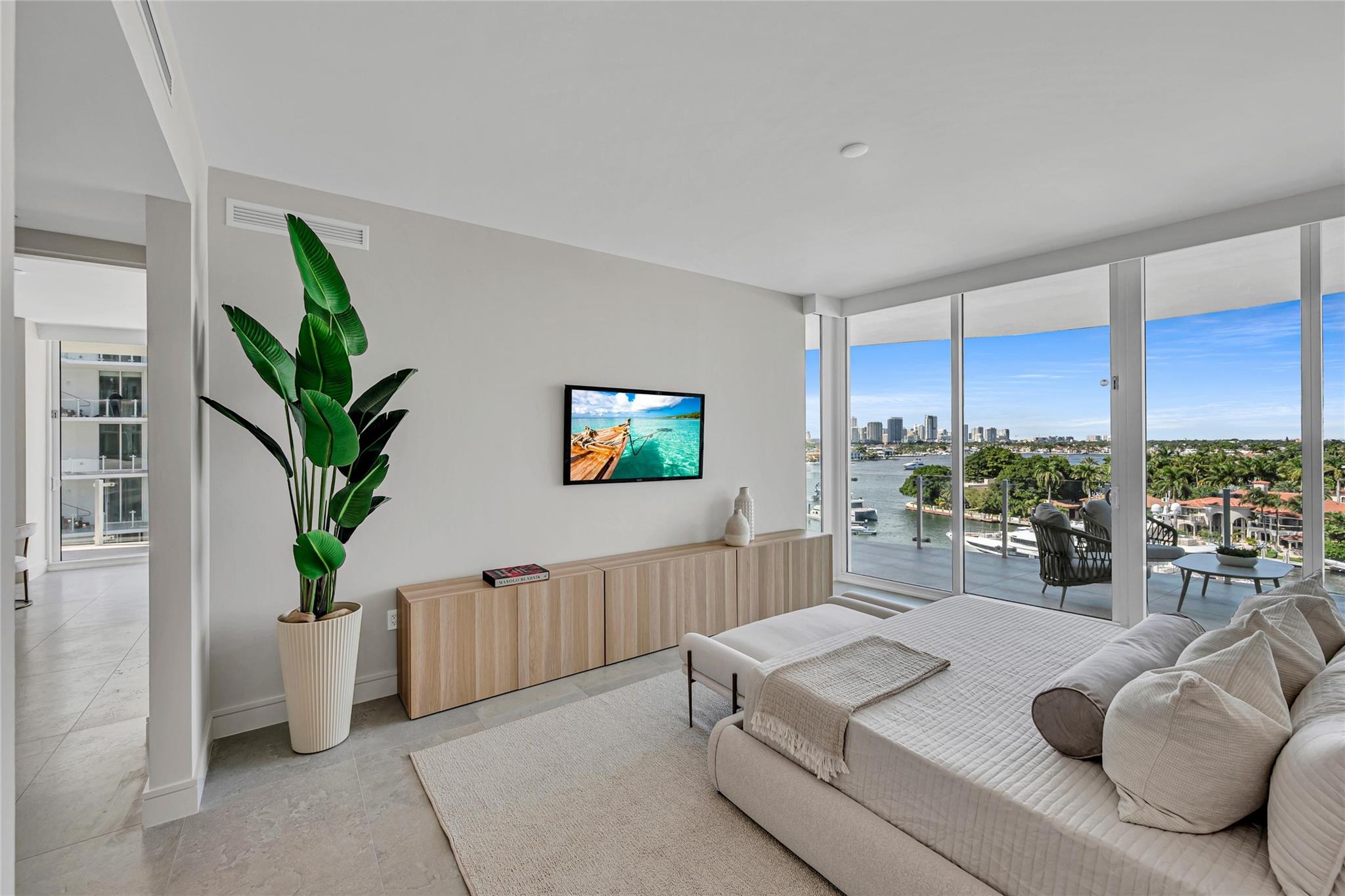 Pier sixty six - Residential