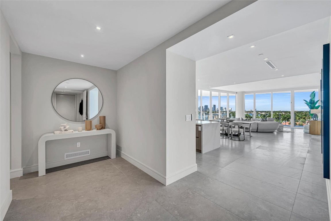 Pier sixty six - Residential