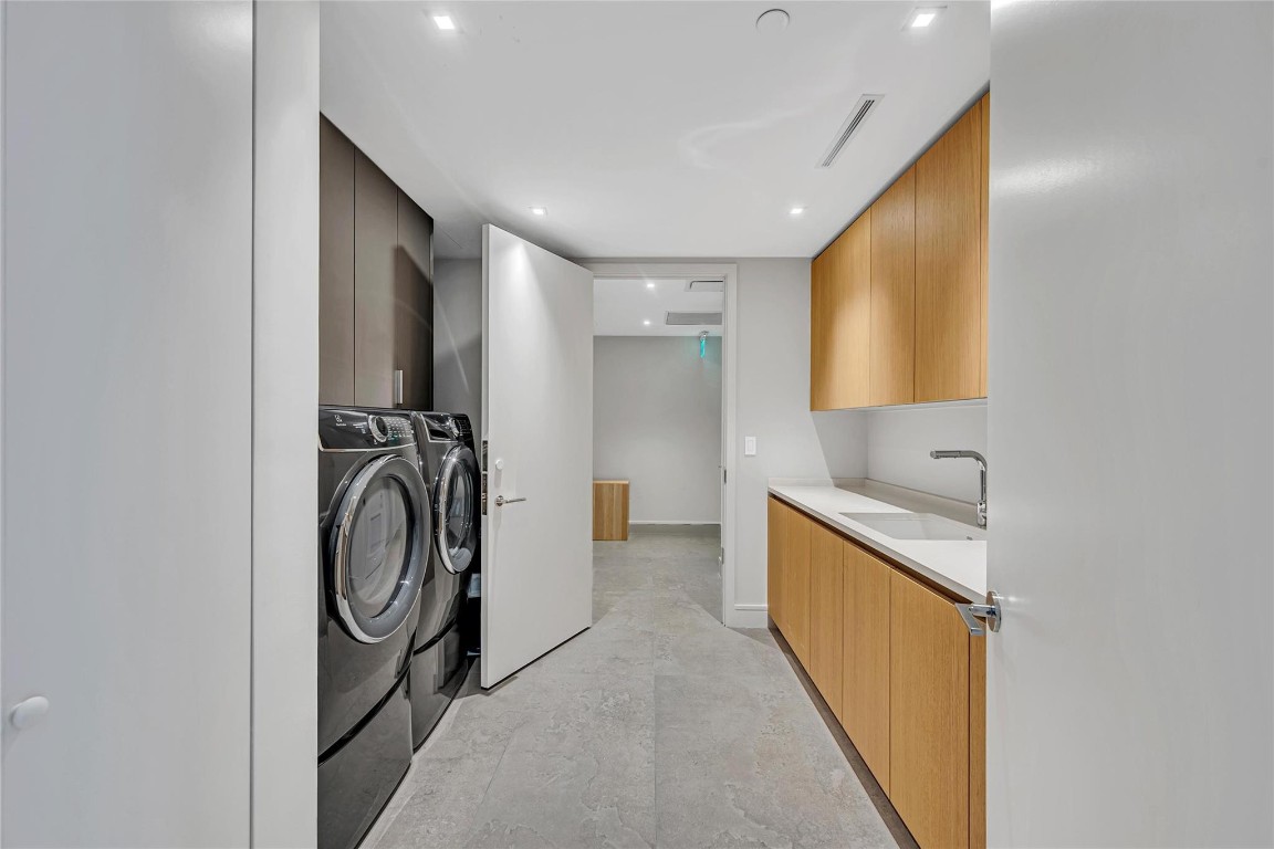 Pier sixty six - Residential