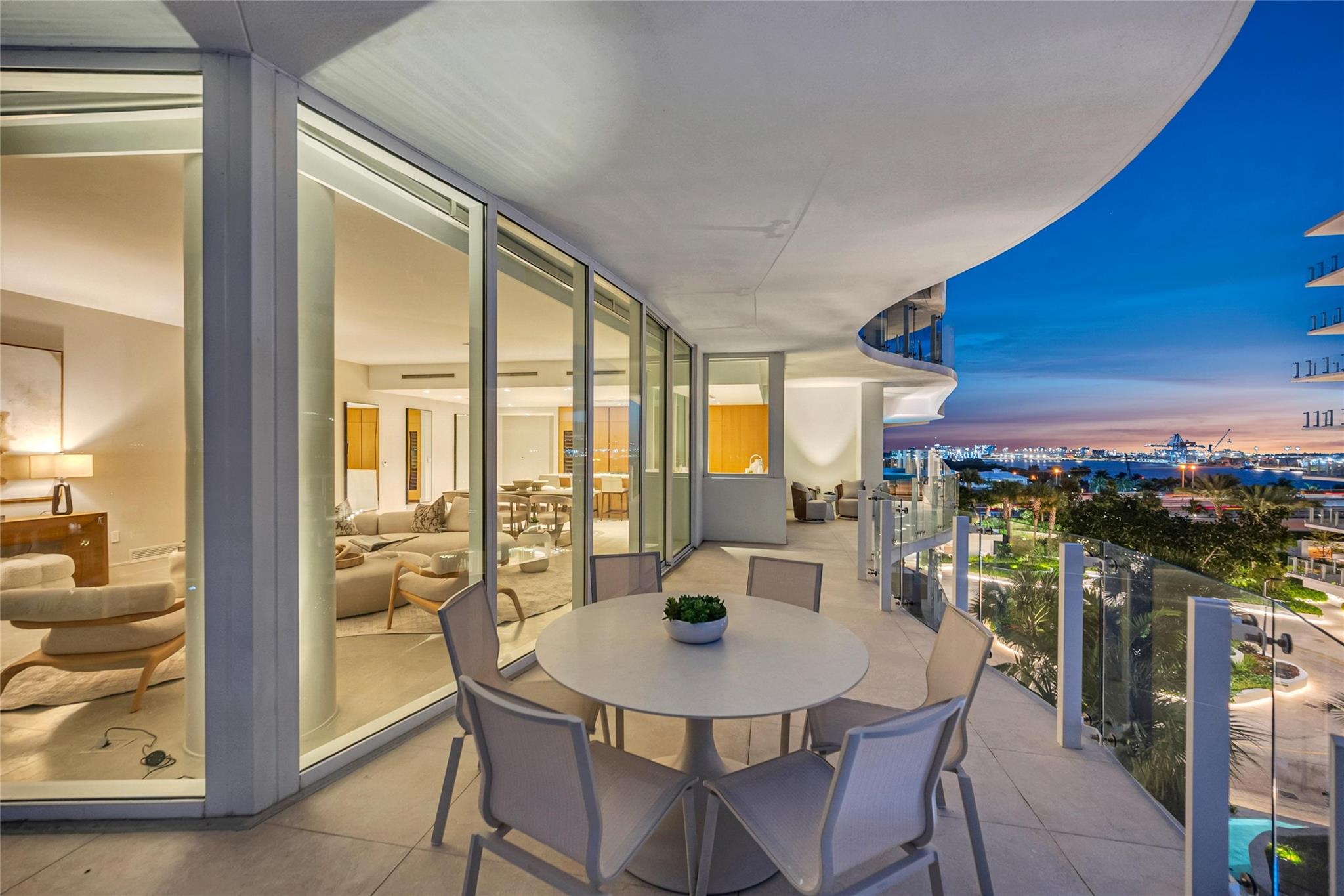 Pier sixty six - Residential