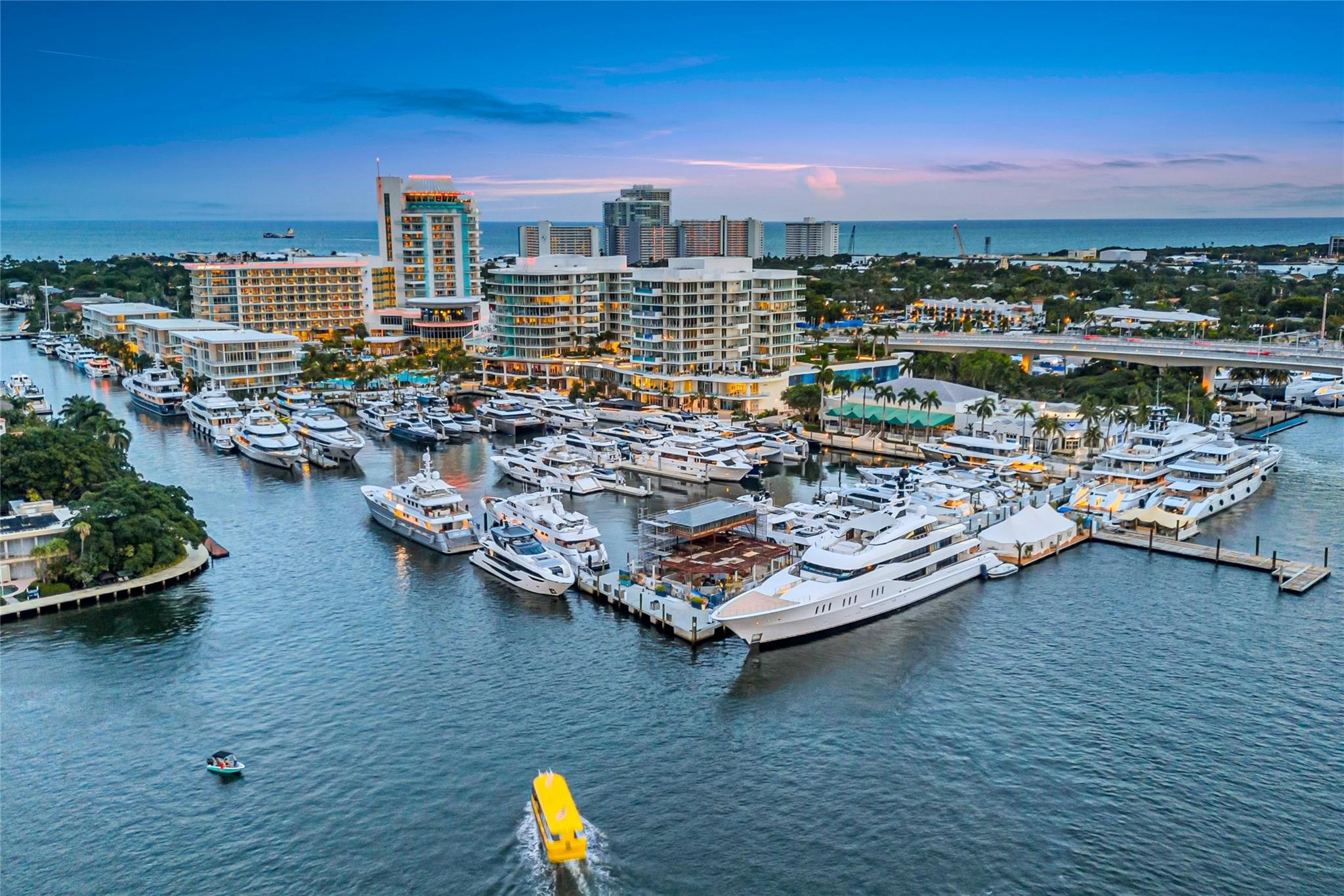 2241 SE 17th Street 601