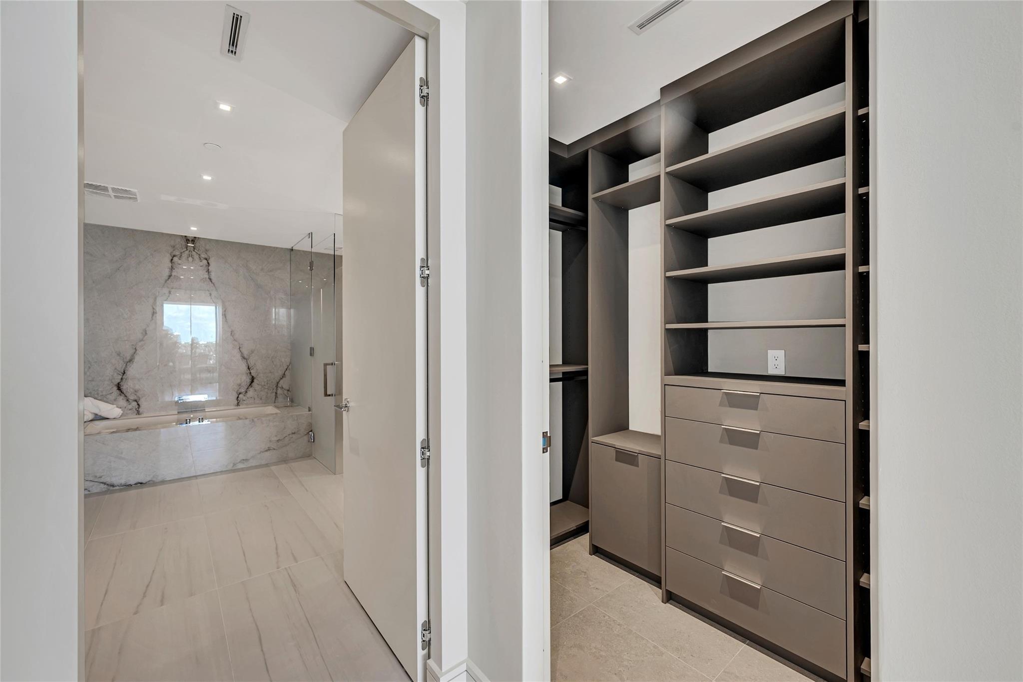 Pier sixty six - Residential