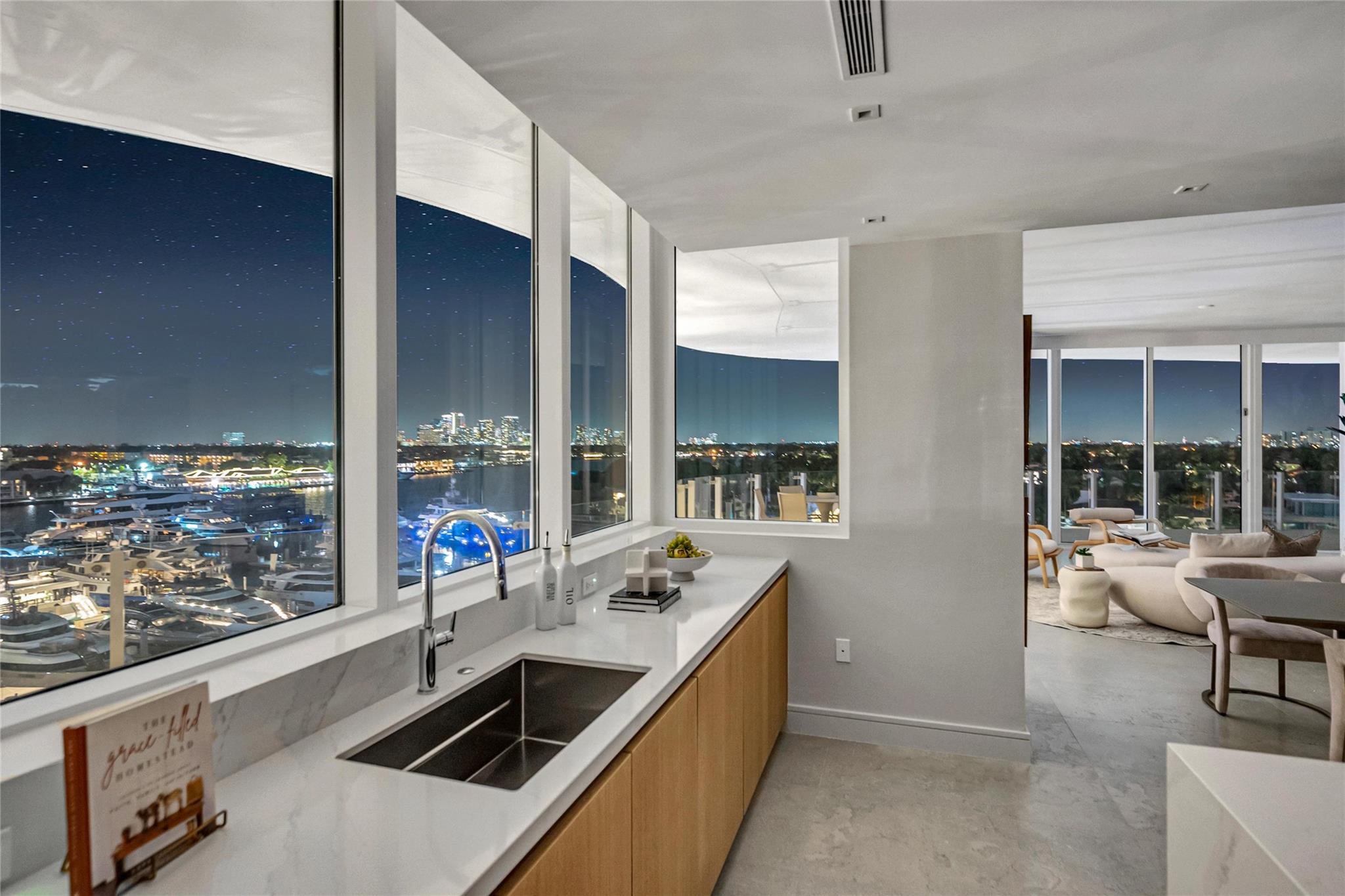 Pier sixty six - Residential