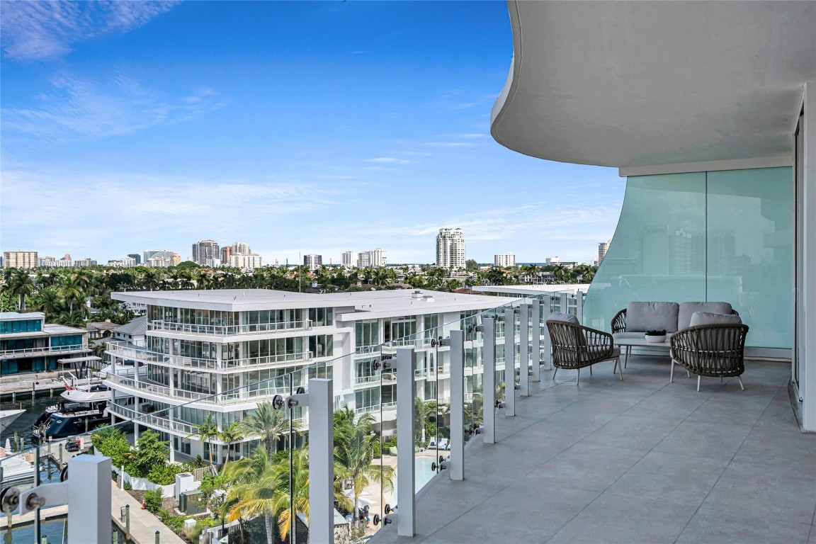 Pier sixty six - Residential