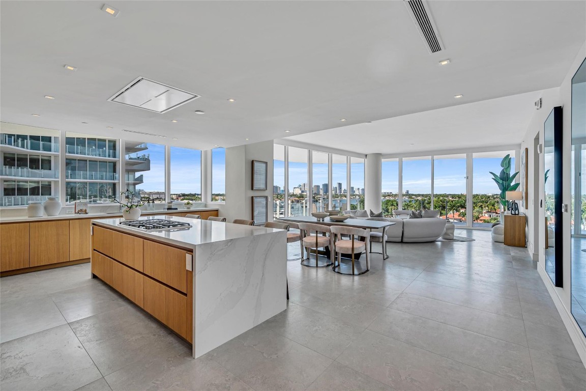 Pier sixty six - Residential