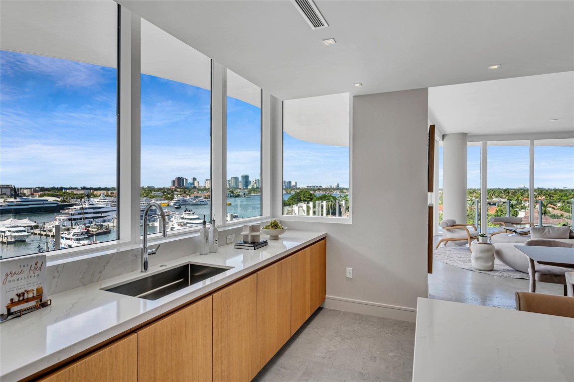 Pier sixty six - Residential