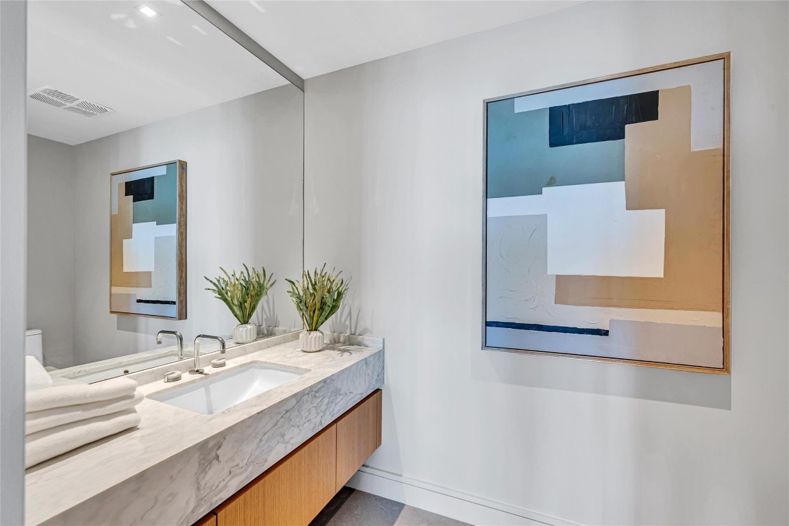 Pier sixty six - Residential