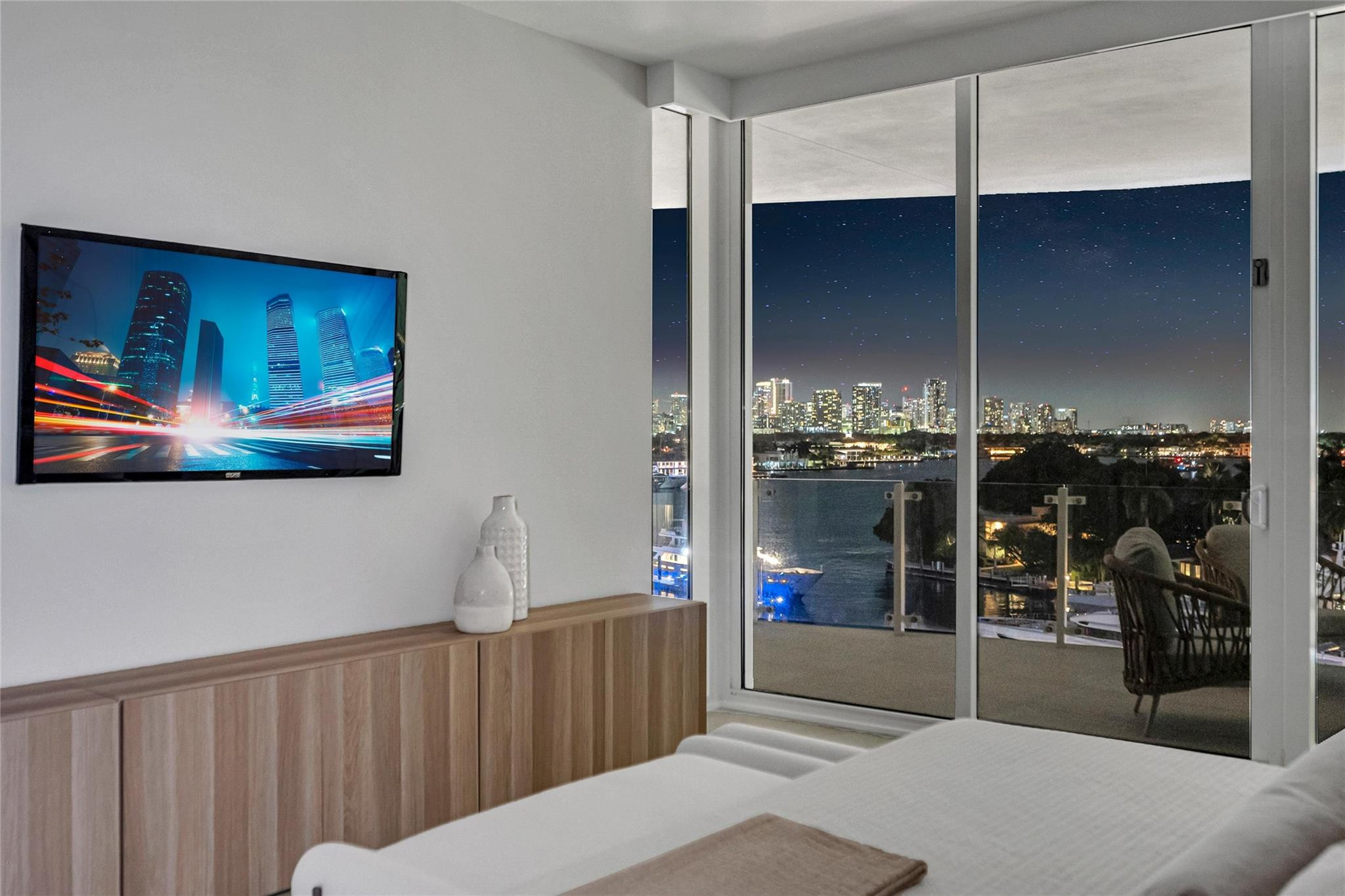 Pier sixty six - Residential
