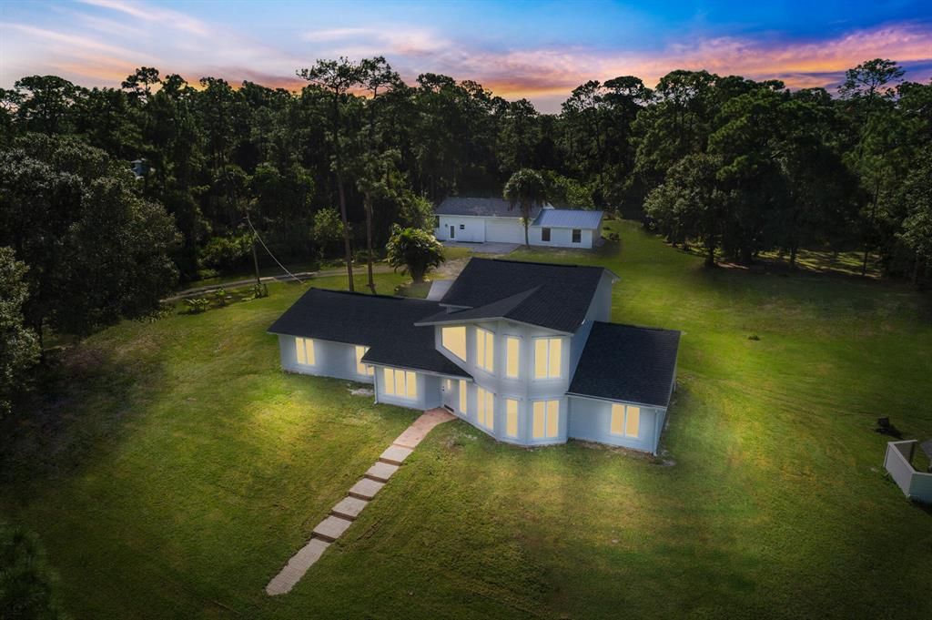 Photo of 7058 SW Wedelia Terrace, Palm City, FL 34990 (MLS # R10753903)