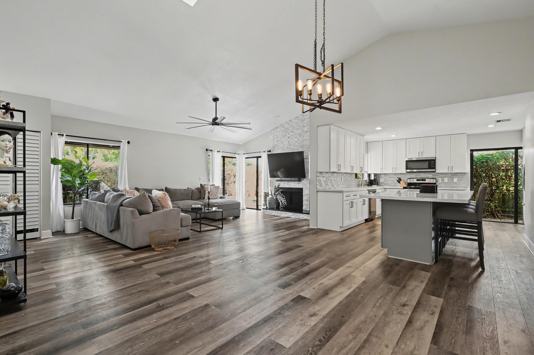 SIERRA DEL MAR - Residential