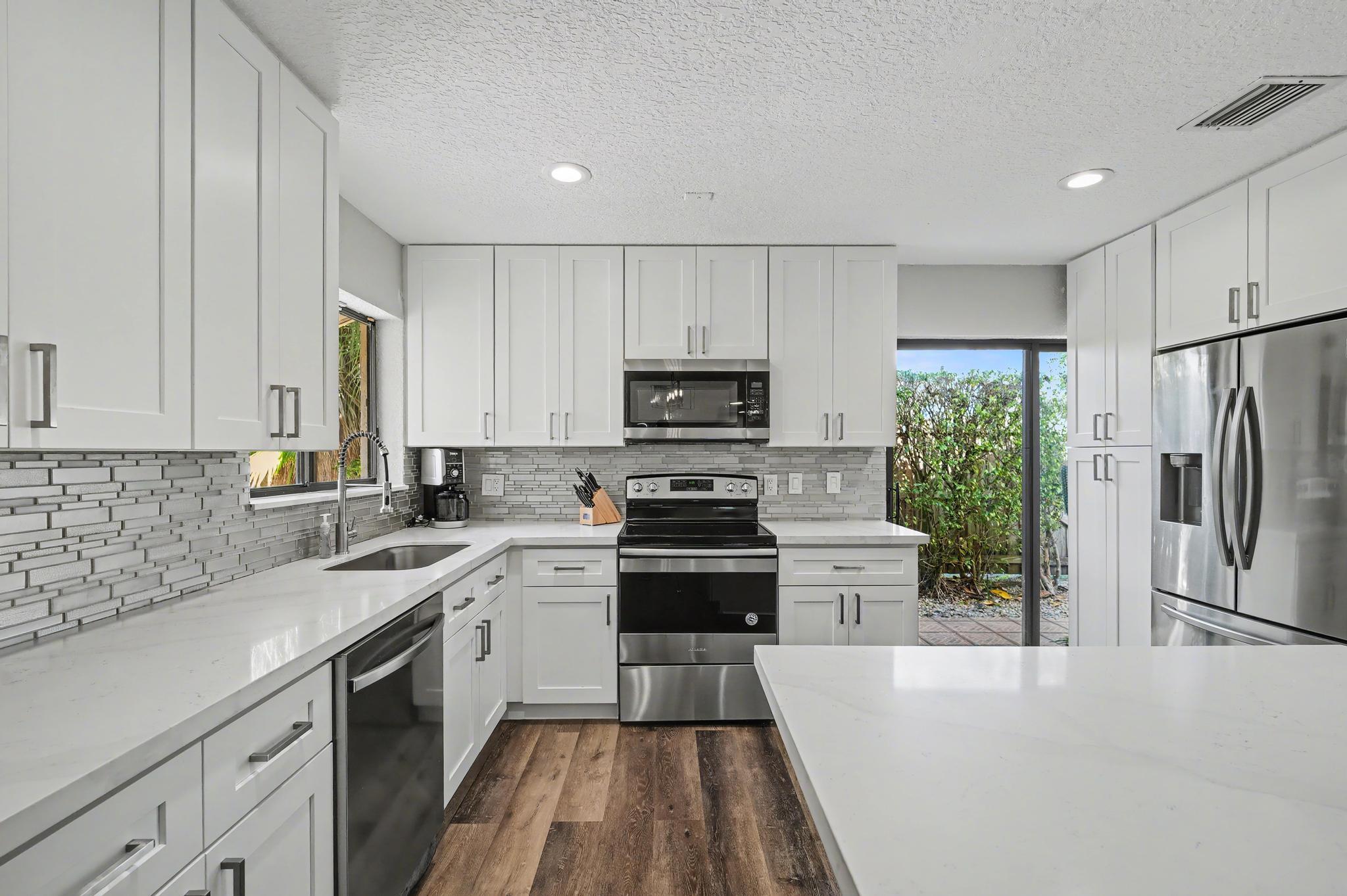 SIERRA DEL MAR - Residential