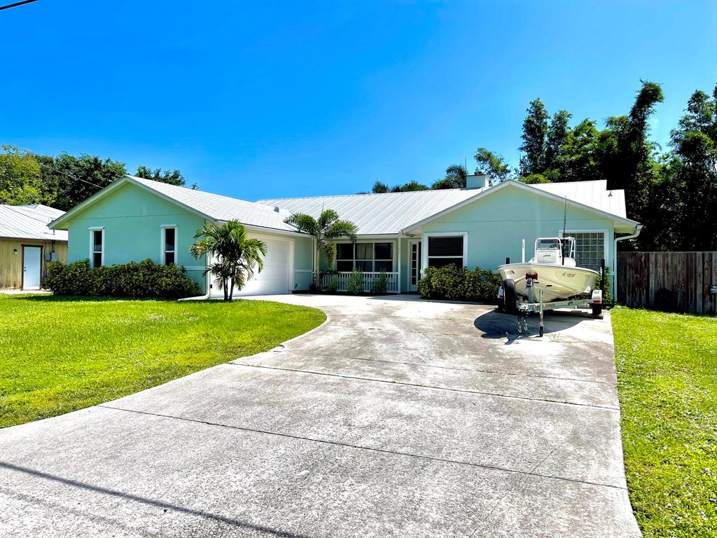 Photo of 6106 Spruce Drive, Fort Pierce, FL 34982 (MLS # R10742655)