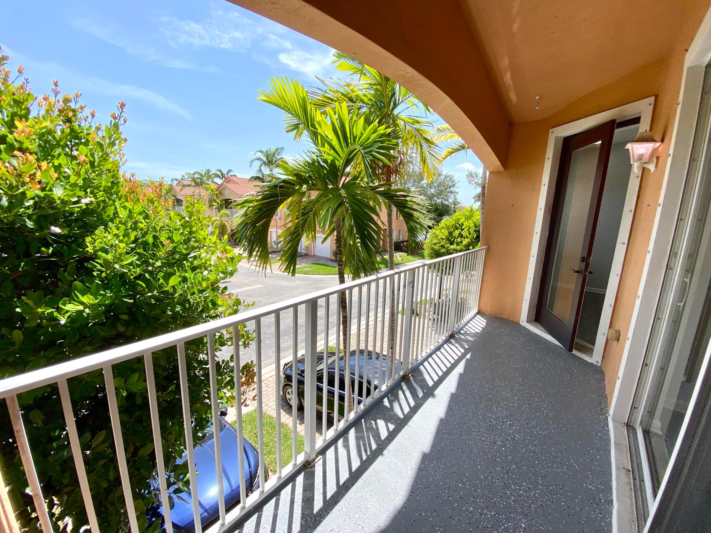 SIERRA BAY - Residential