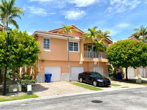 3261 Scarletta Drive Riviera Beach FL 33404
