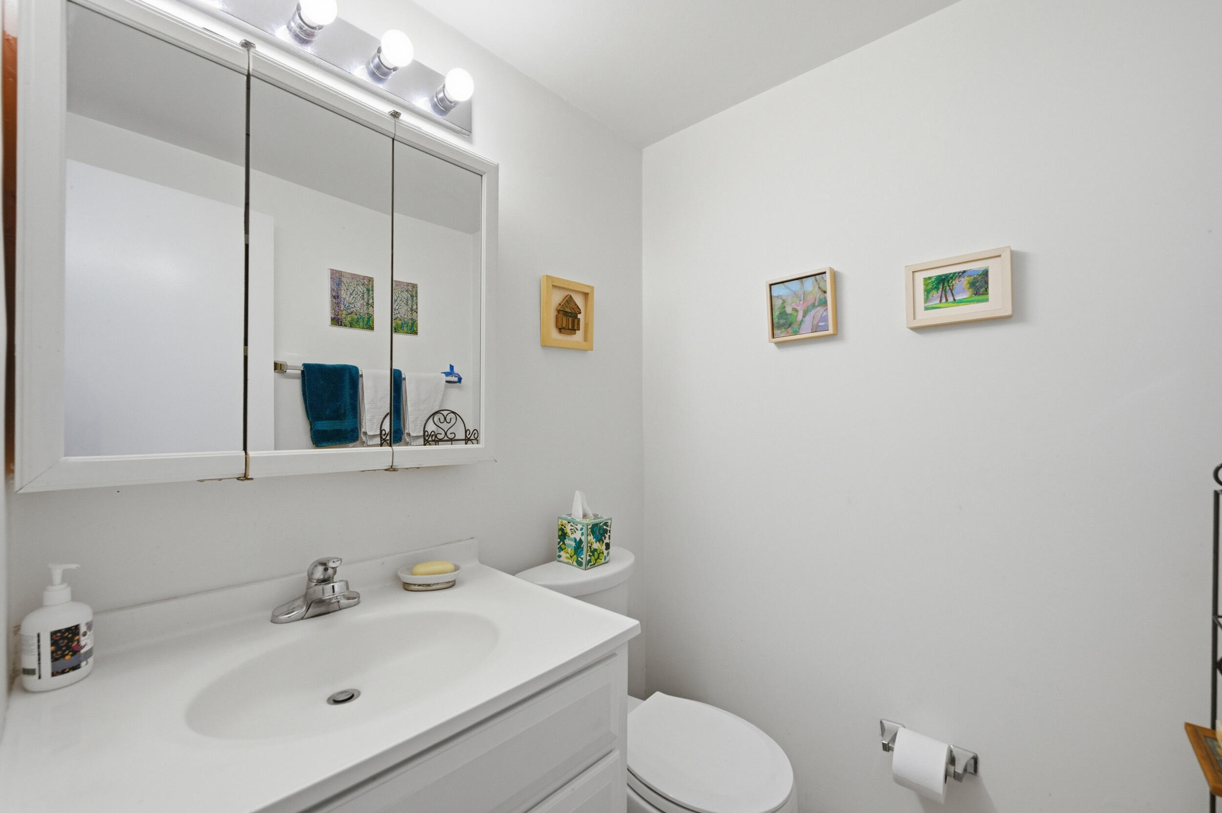 KINGS POINT FLANDERS CONDOS - Residential